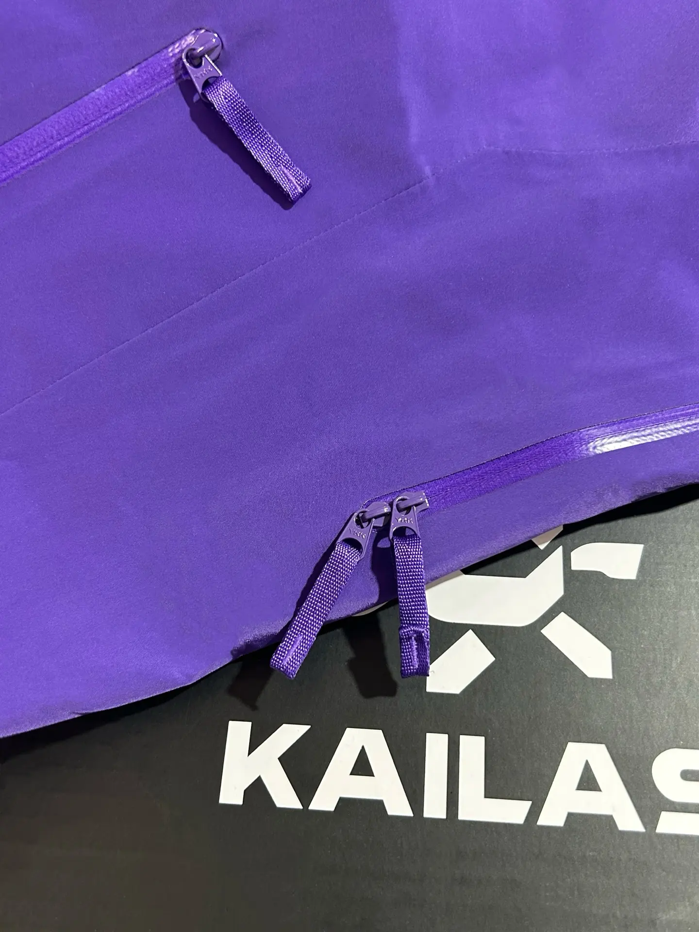 Kailas LT GORE-TEX Hardshell Hooded Jacket D31019294 — view 4