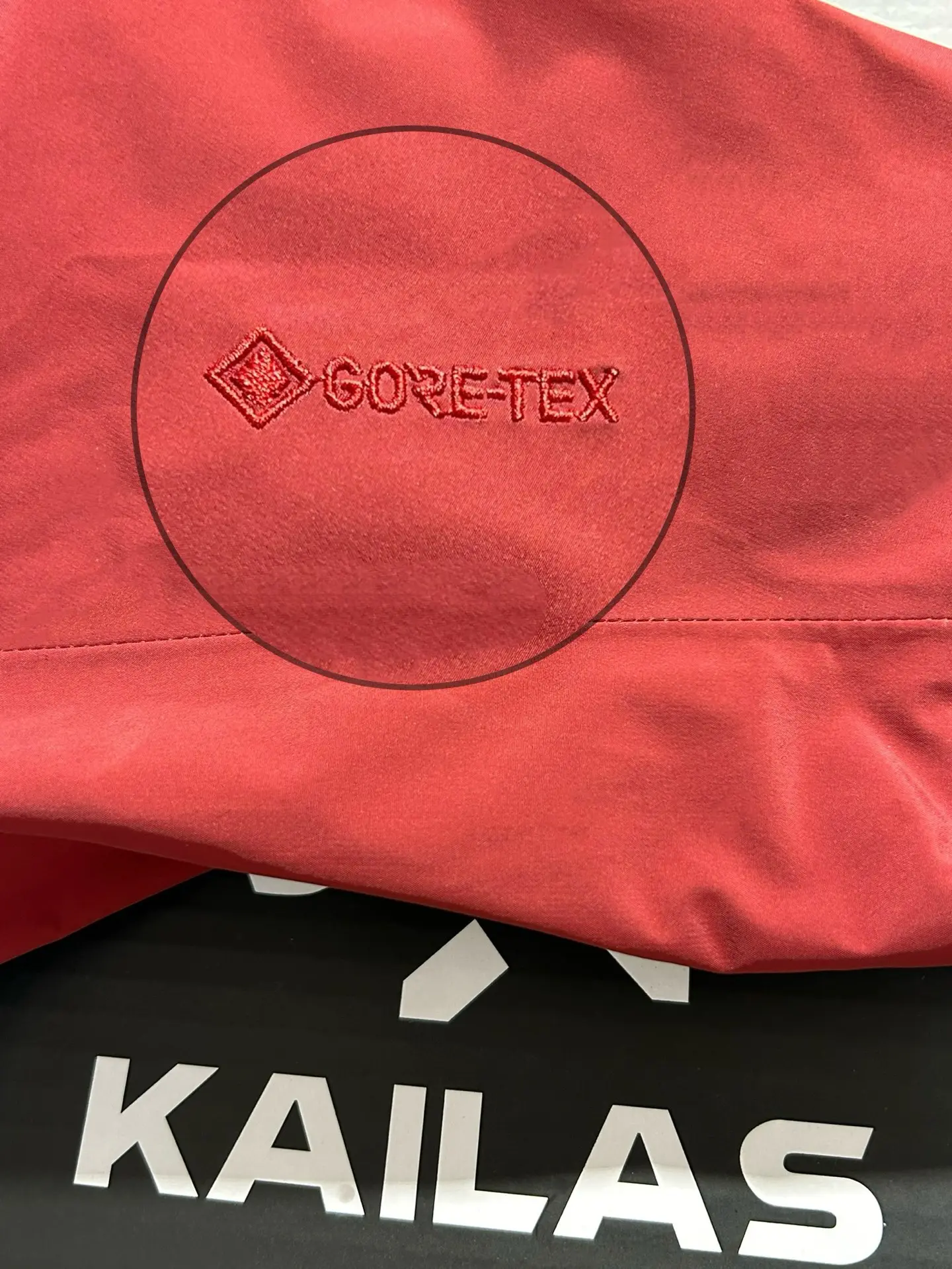 Kailas LT Waterproof GORE-TEX Hardshell Jacket D31019300 — view 3
