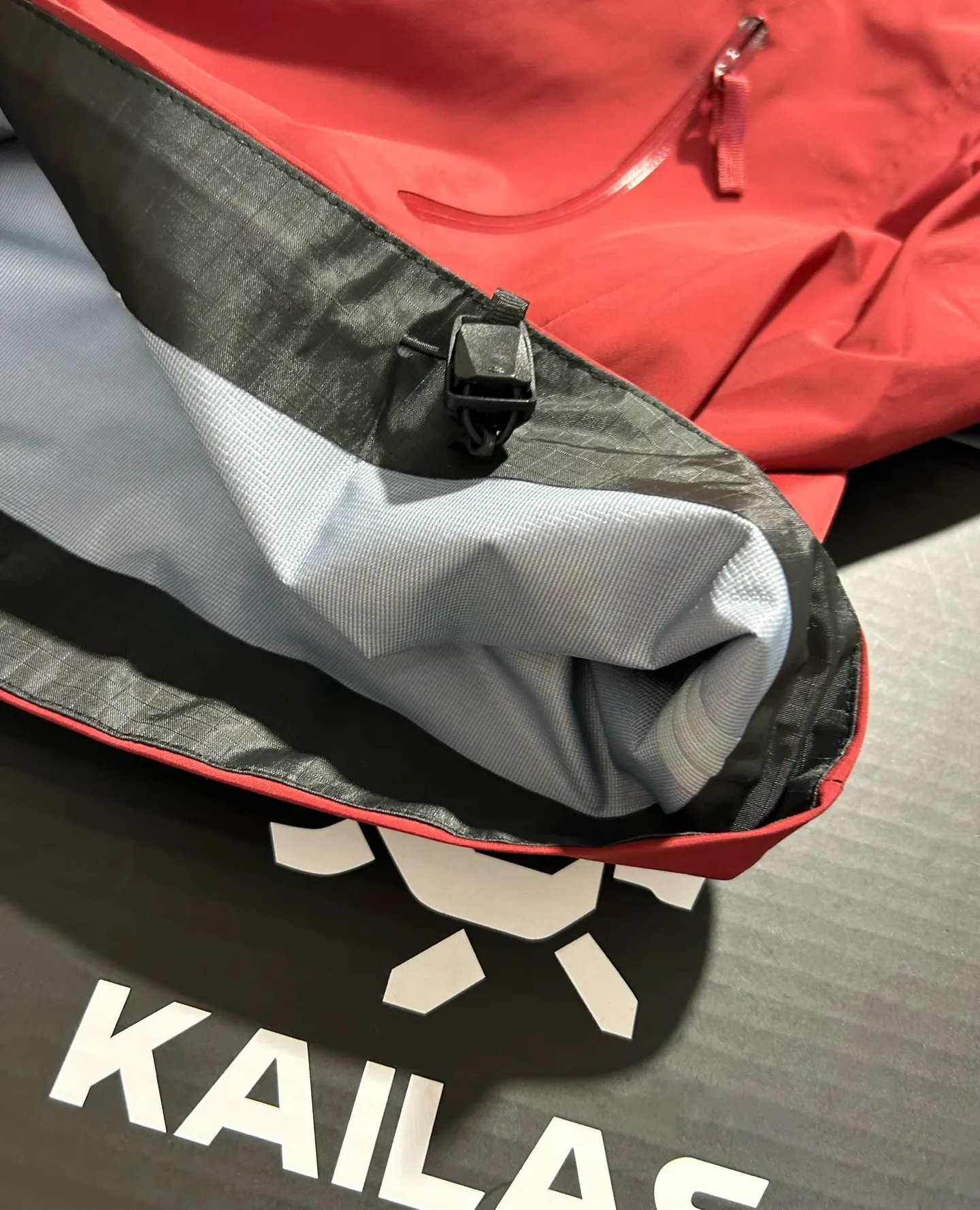 Kailas LT Waterproof GORE-TEX Hardshell Jacket D31019300 — view 6