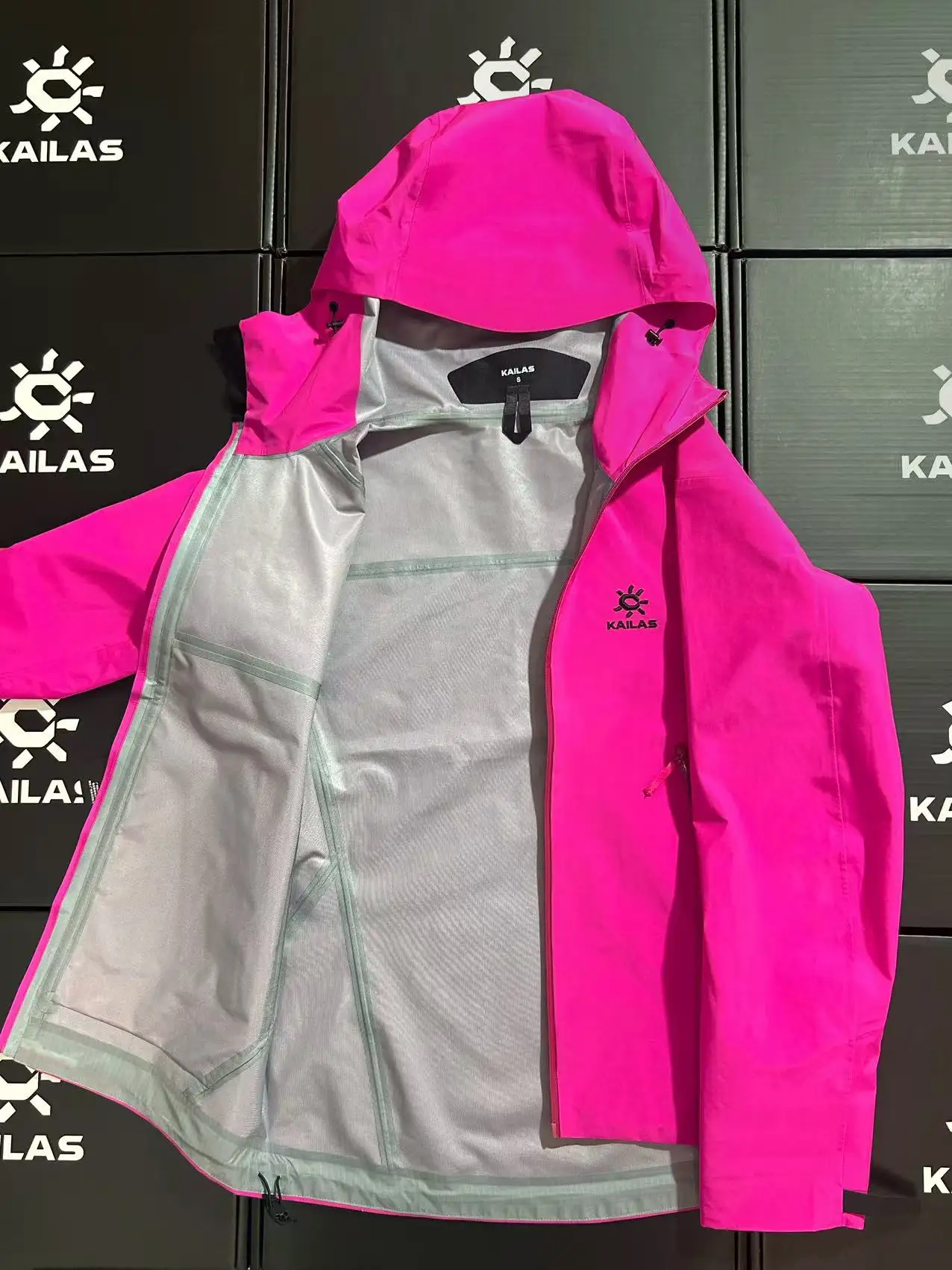 Kailas LT GORE-TEX Waterproof Hardshell Jacket D31019305 — view 9