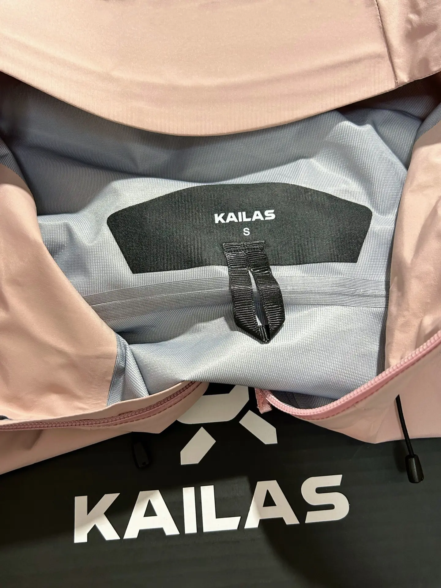 Kailas LT GORE-TEX Hooded Hardshell Jacket D31019301 — view 8