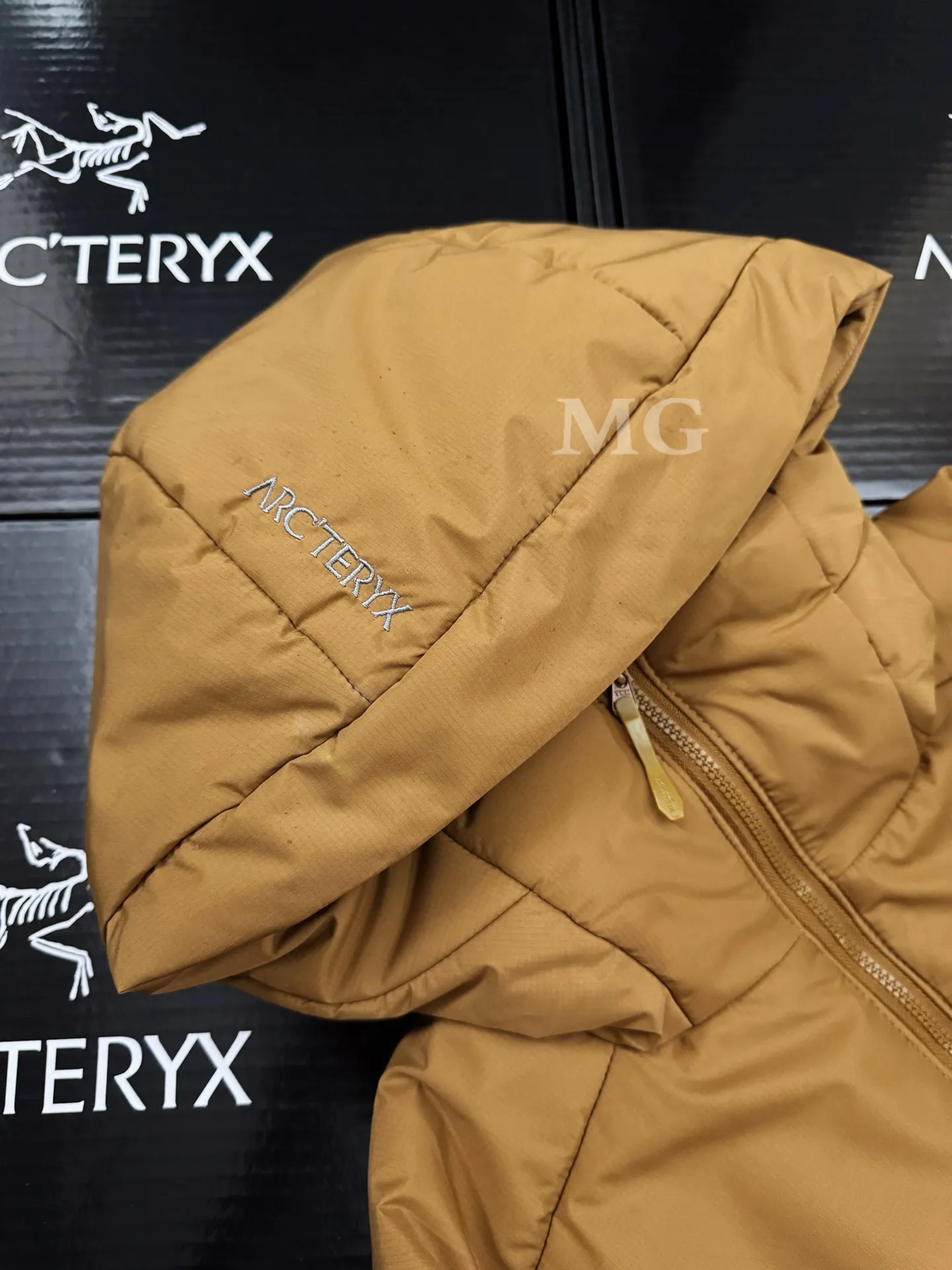 Arc'teryx Atom AR Hoody Insulated Jacket D32019372 — view 3