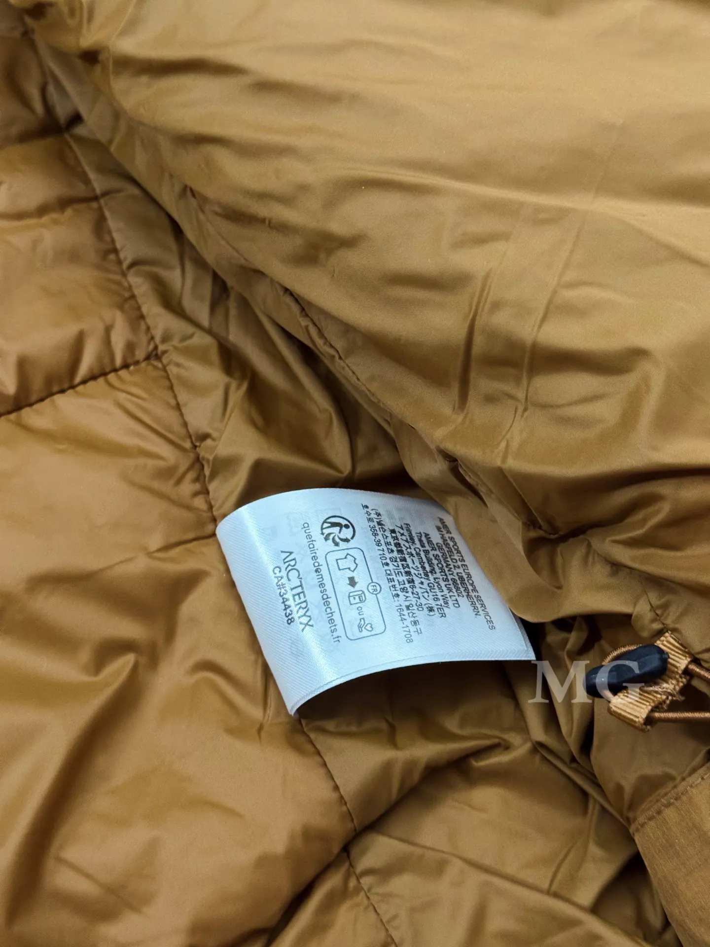 Arc'teryx Atom AR Hoody Insulated Jacket D32019372 — view 9