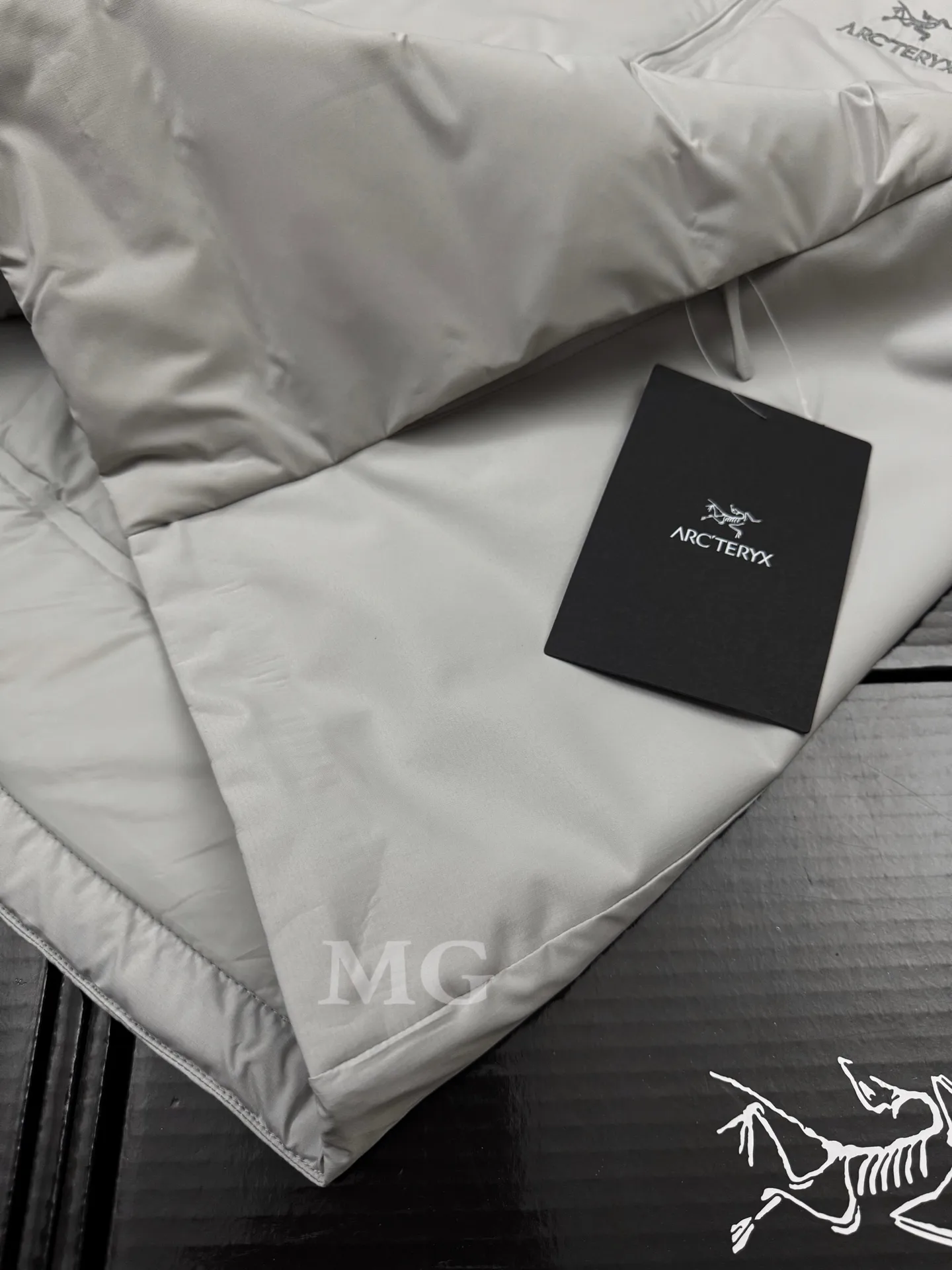 Atom Down-Filled Logo Gilet D32019390 — view 4