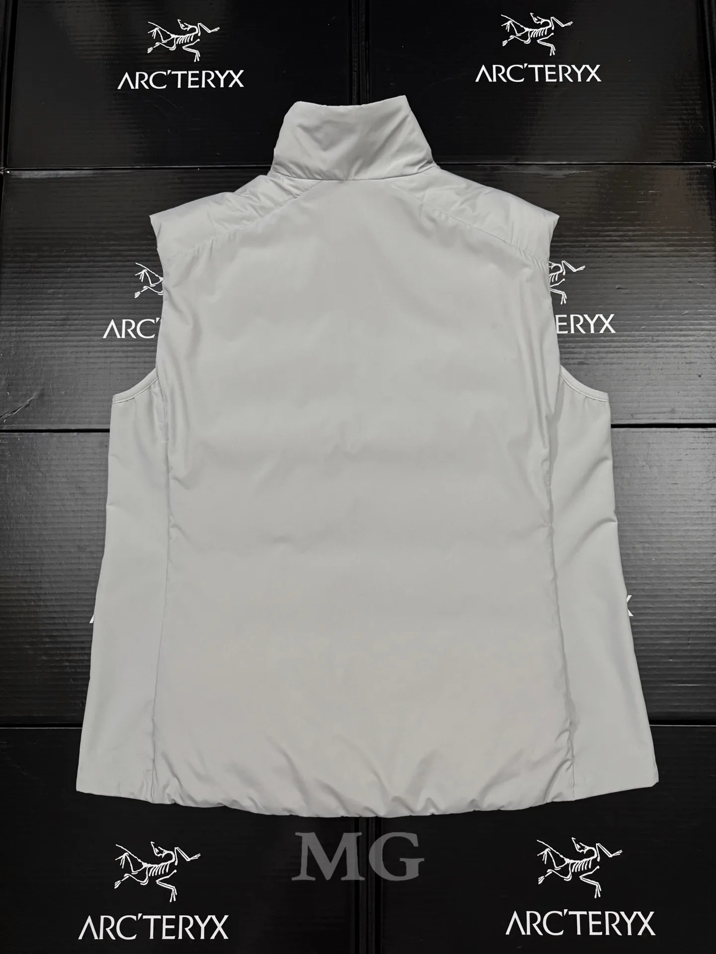 Atom Down-Filled Logo Gilet D32019390 — view 6