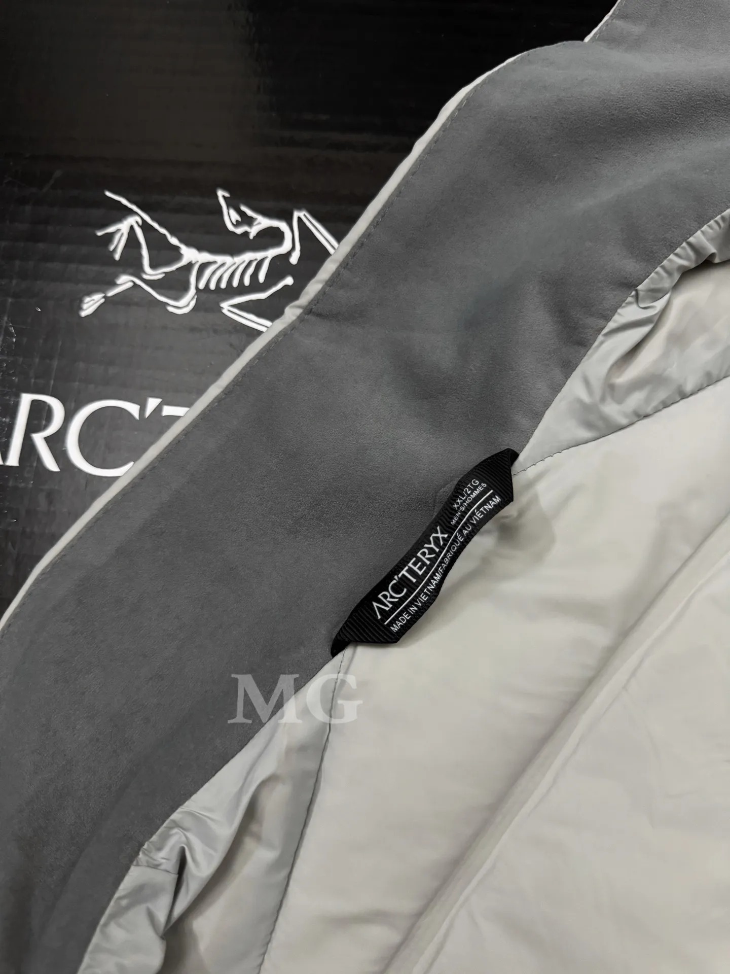 Atom Down-Filled Logo Gilet D32019390 — view 8