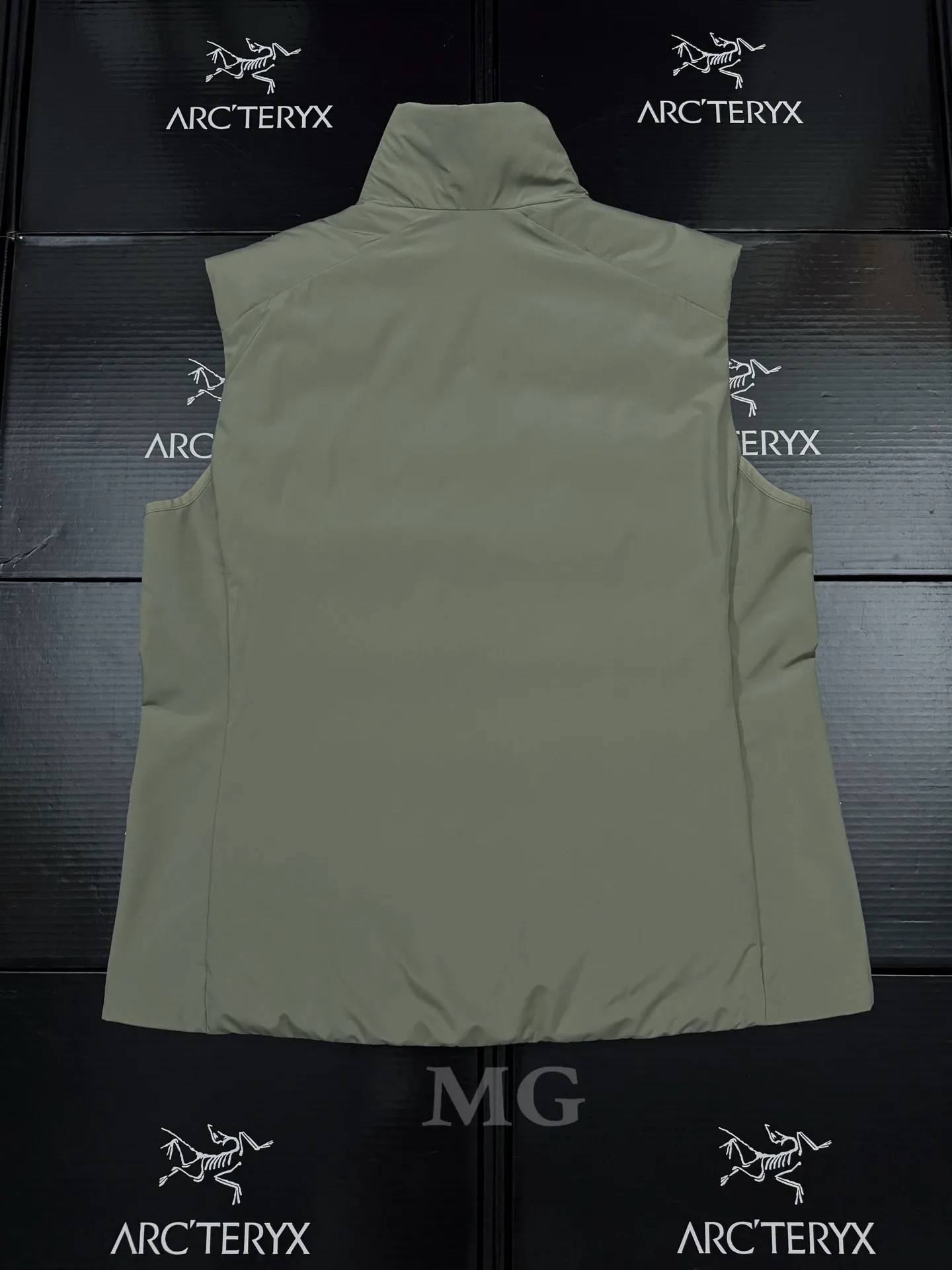 Atom Down-Filled Logo Gilet D32019389 — view 2