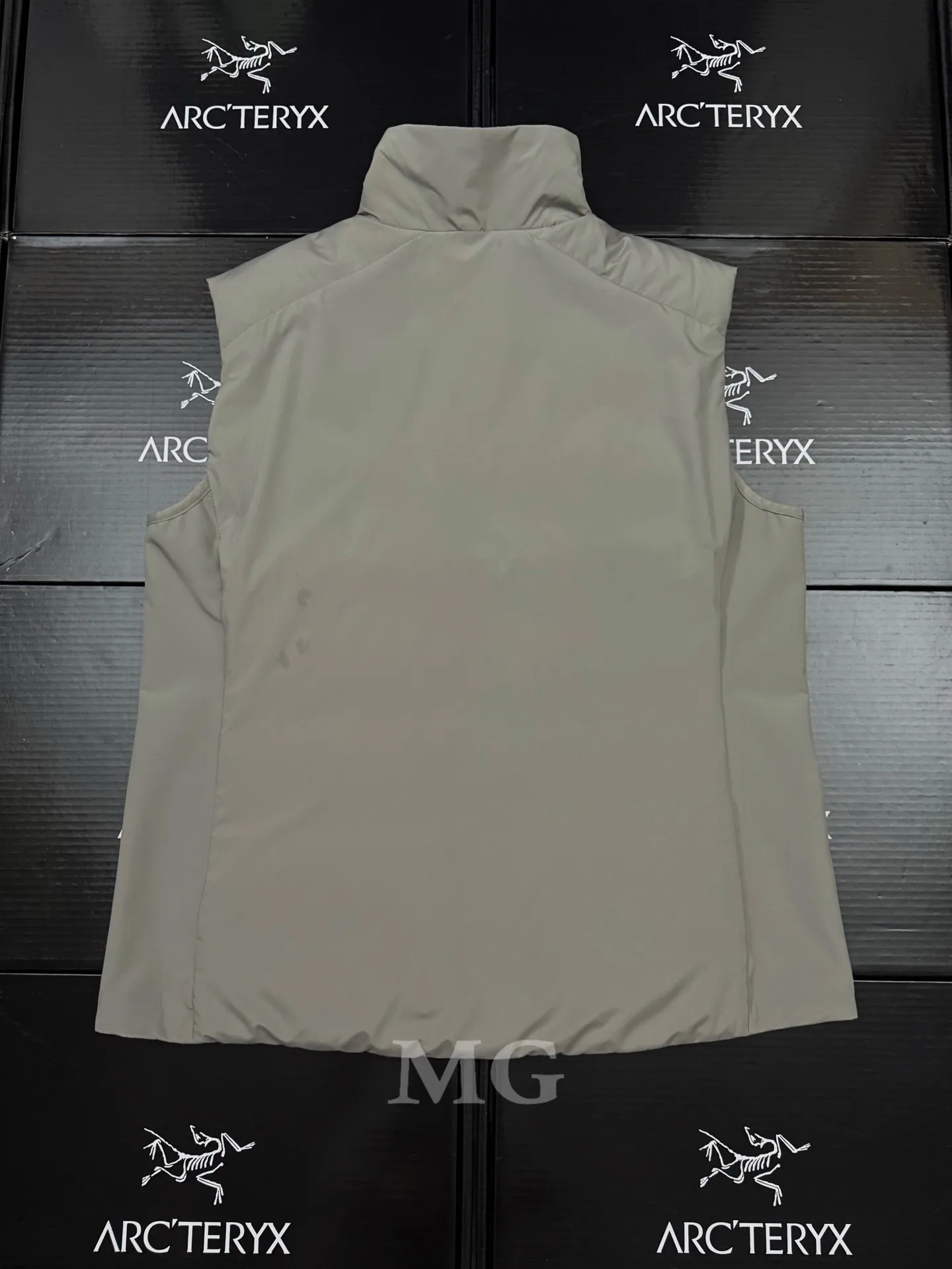 Atom Down-Filled Logo Gilet D32019387 — view 6