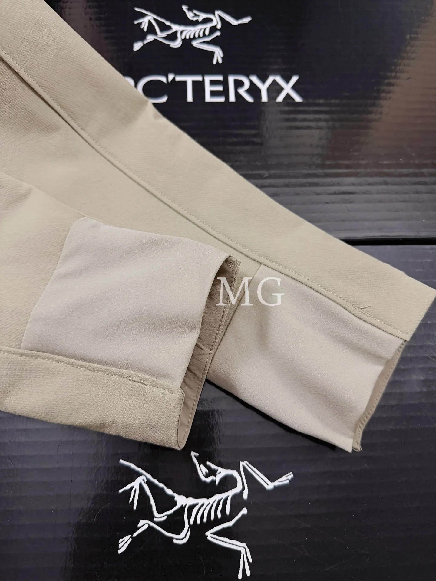 Arc'teryx Gamma Softshell Jacket D32019440 — view 5