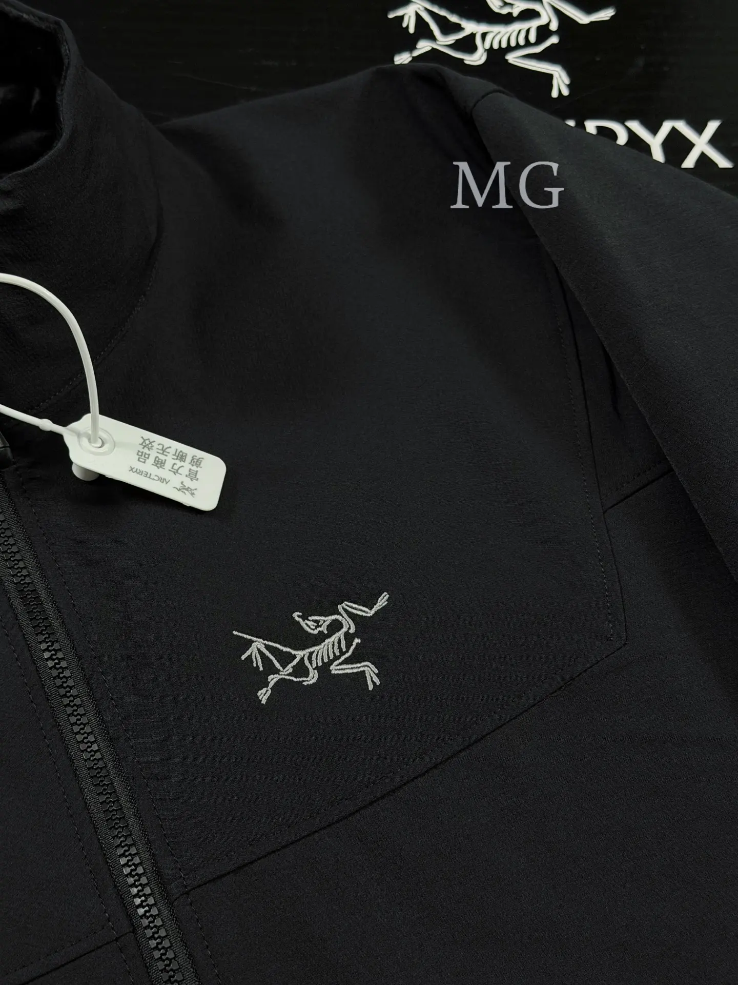 Gamma Softshell Hoody Jacket D32019437 — view 2
