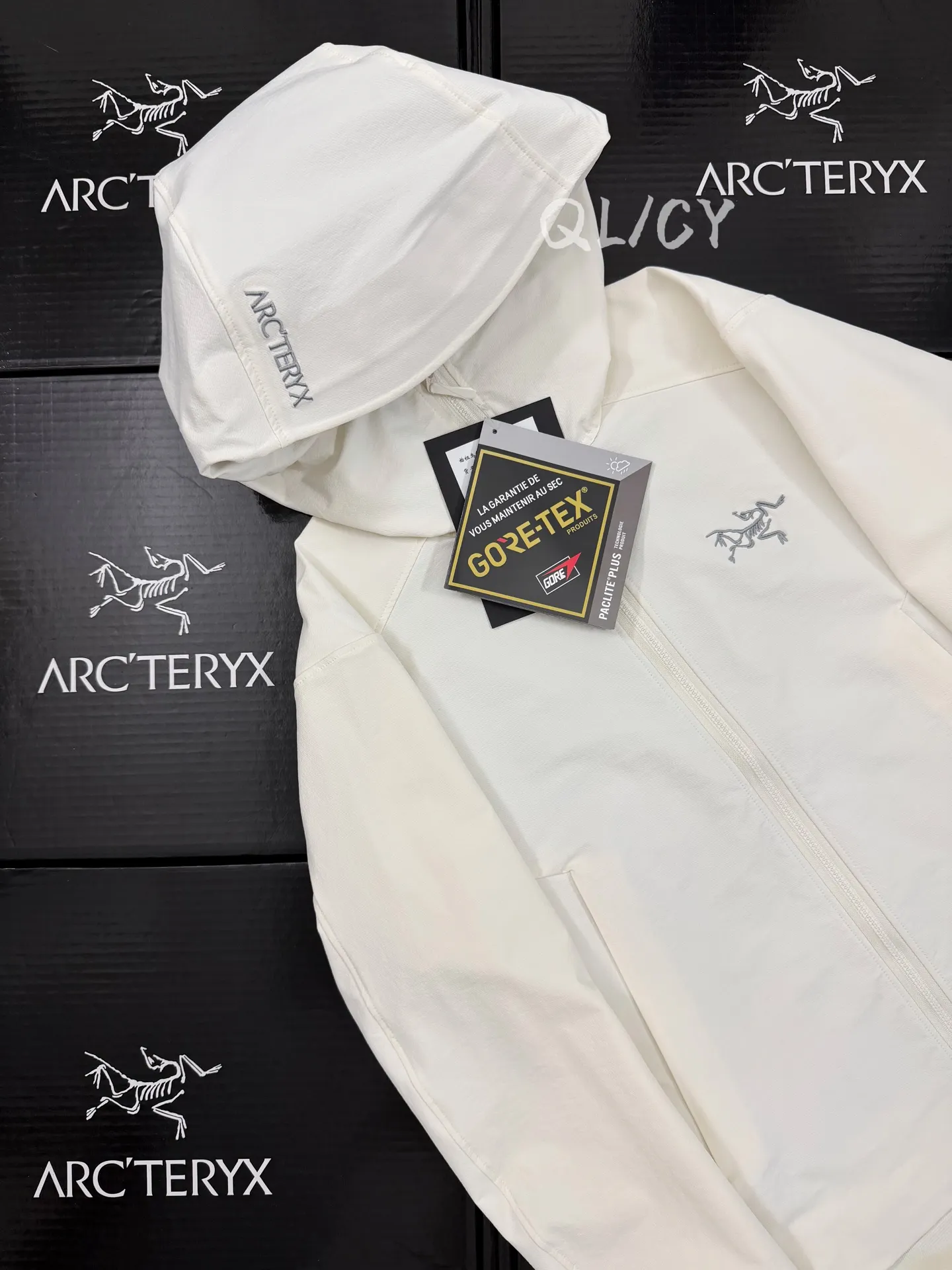 Gamma Hoody Softshell Jacket D32019572 — view 4