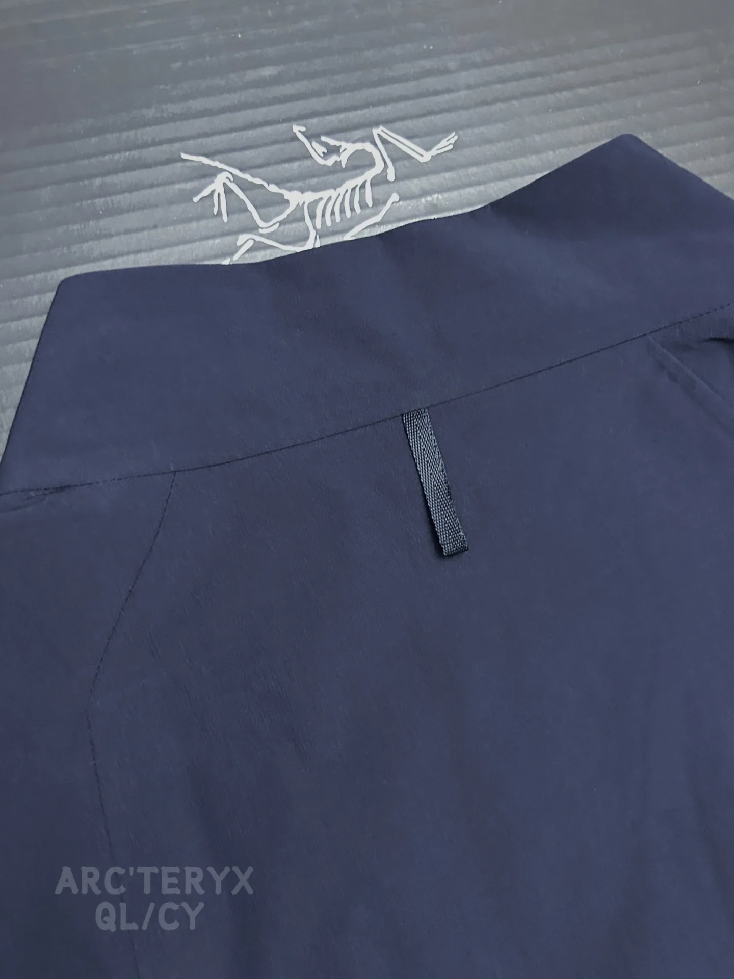Veilance Spere LT Lightweight Funnel-Neck Jacket D32011084 — view 5