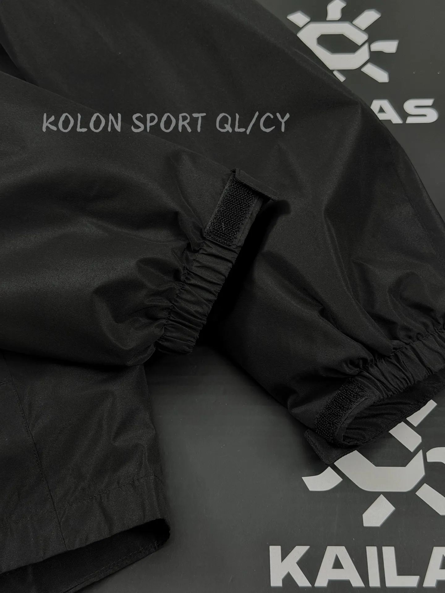 3-in-1 Waterproof Hooded Jacket with Fleece Liner D34019673 — view 5