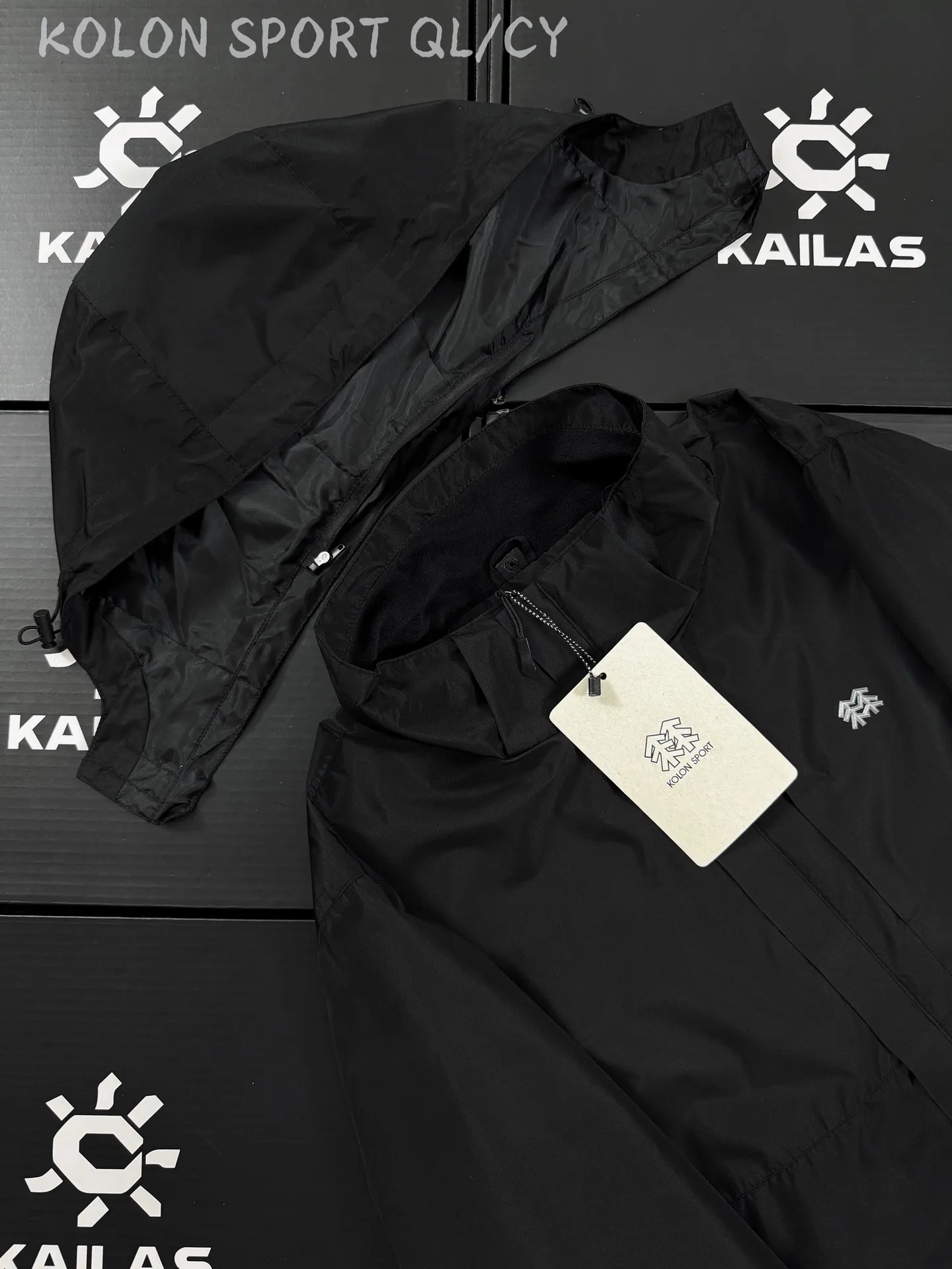 3-in-1 Waterproof Hooded Jacket with Fleece Liner D34019673 — view 8