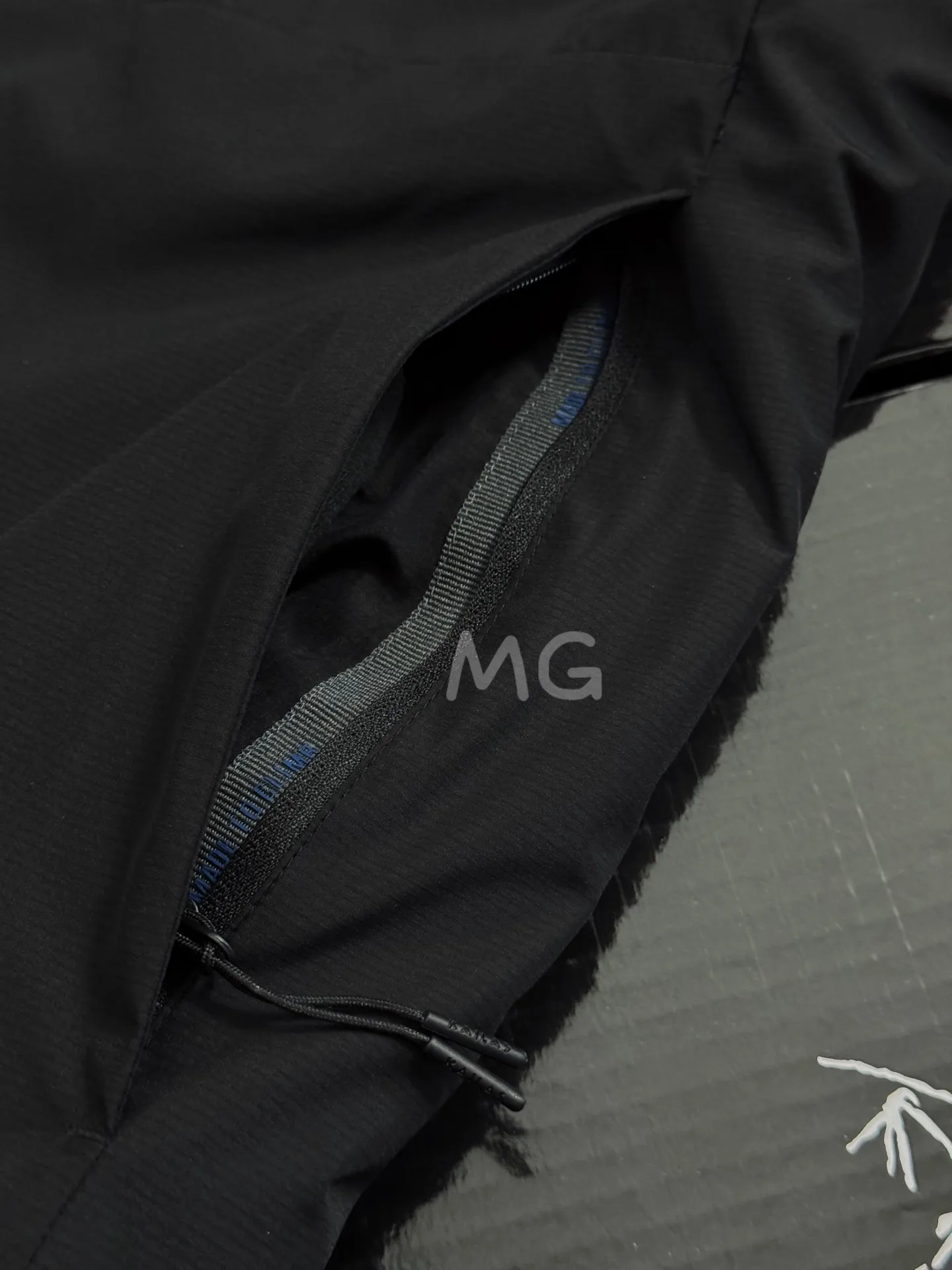 Kailas Lightweight Primaloft Insulated Jacket D34019327 — view 5