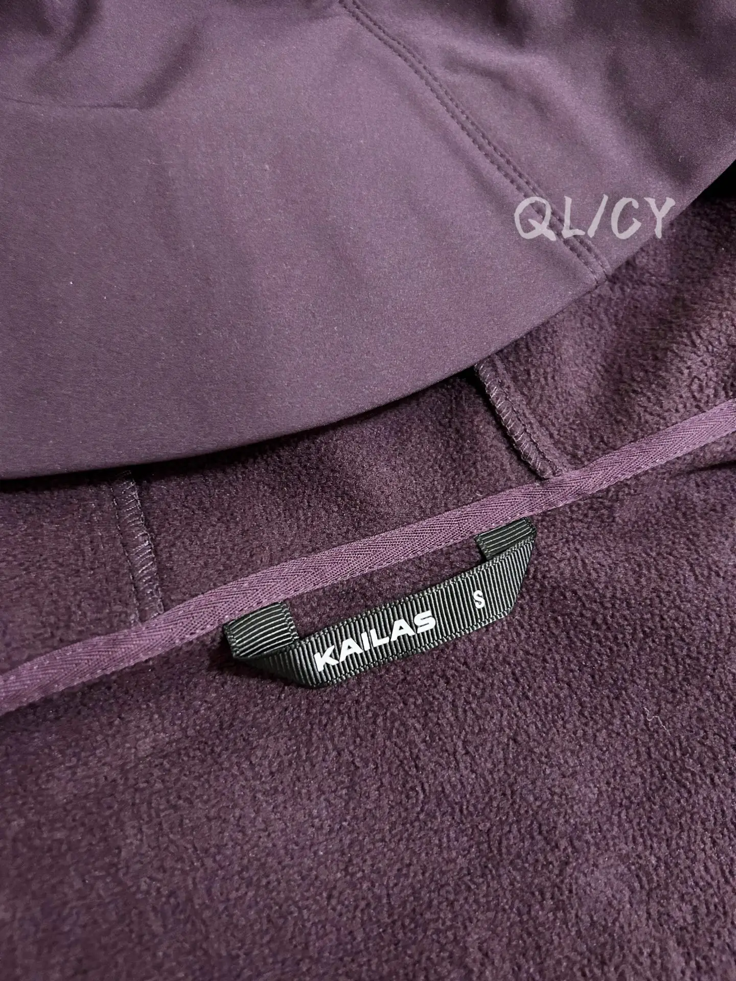 M8ic-MAX Fleece-Lined Softshell Hooded Jacket D34019560 — view 4