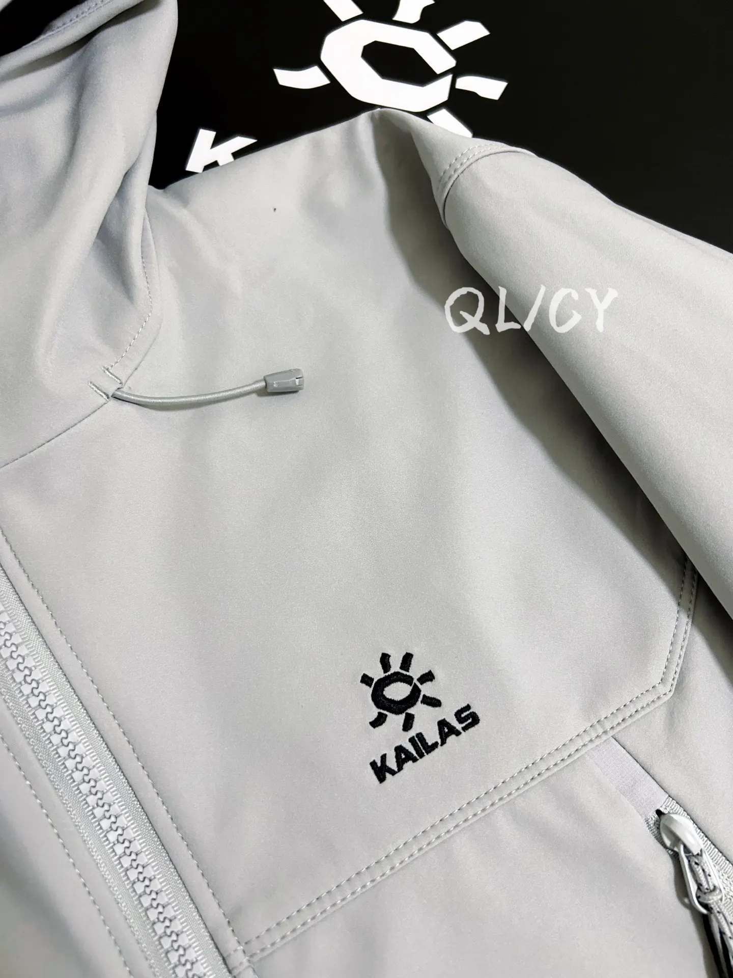 M8ic-MAX Fleece-Lined Softshell Hooded Jacket D34019558 — view 6
