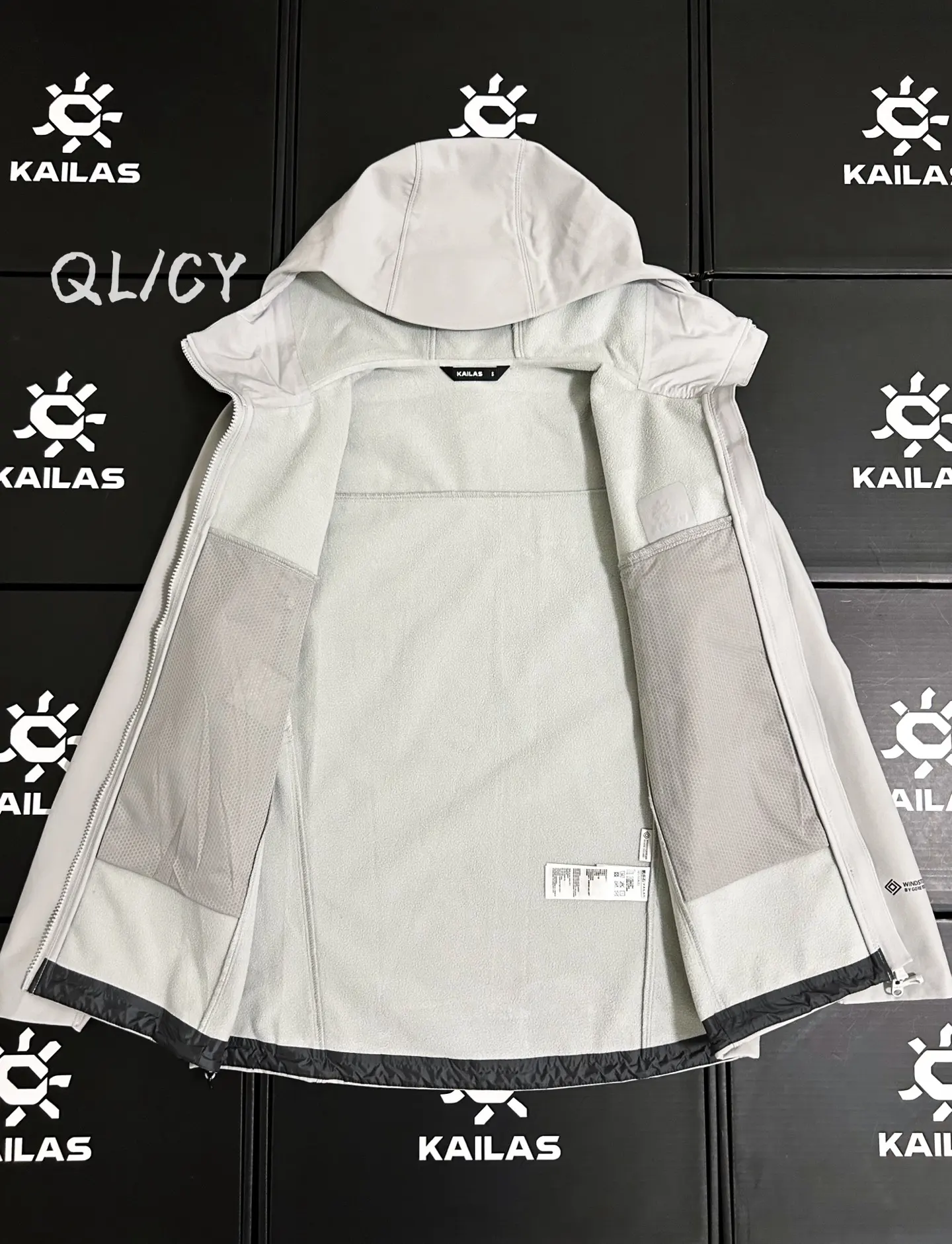 M8ic-MAX Fleece-Lined Softshell Hooded Jacket D34019558 — view 9