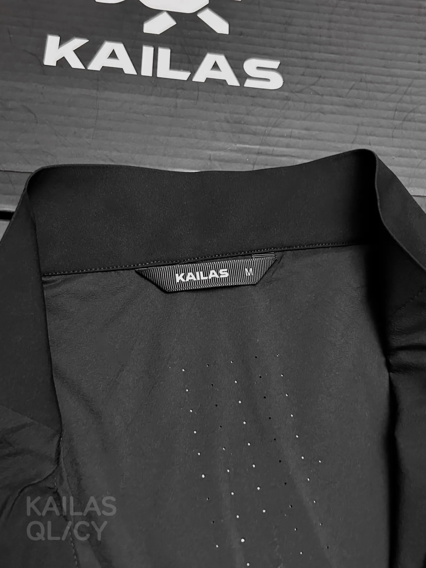 Kailas Lightweight Performance Windshell Jacket D34011113 — view 3