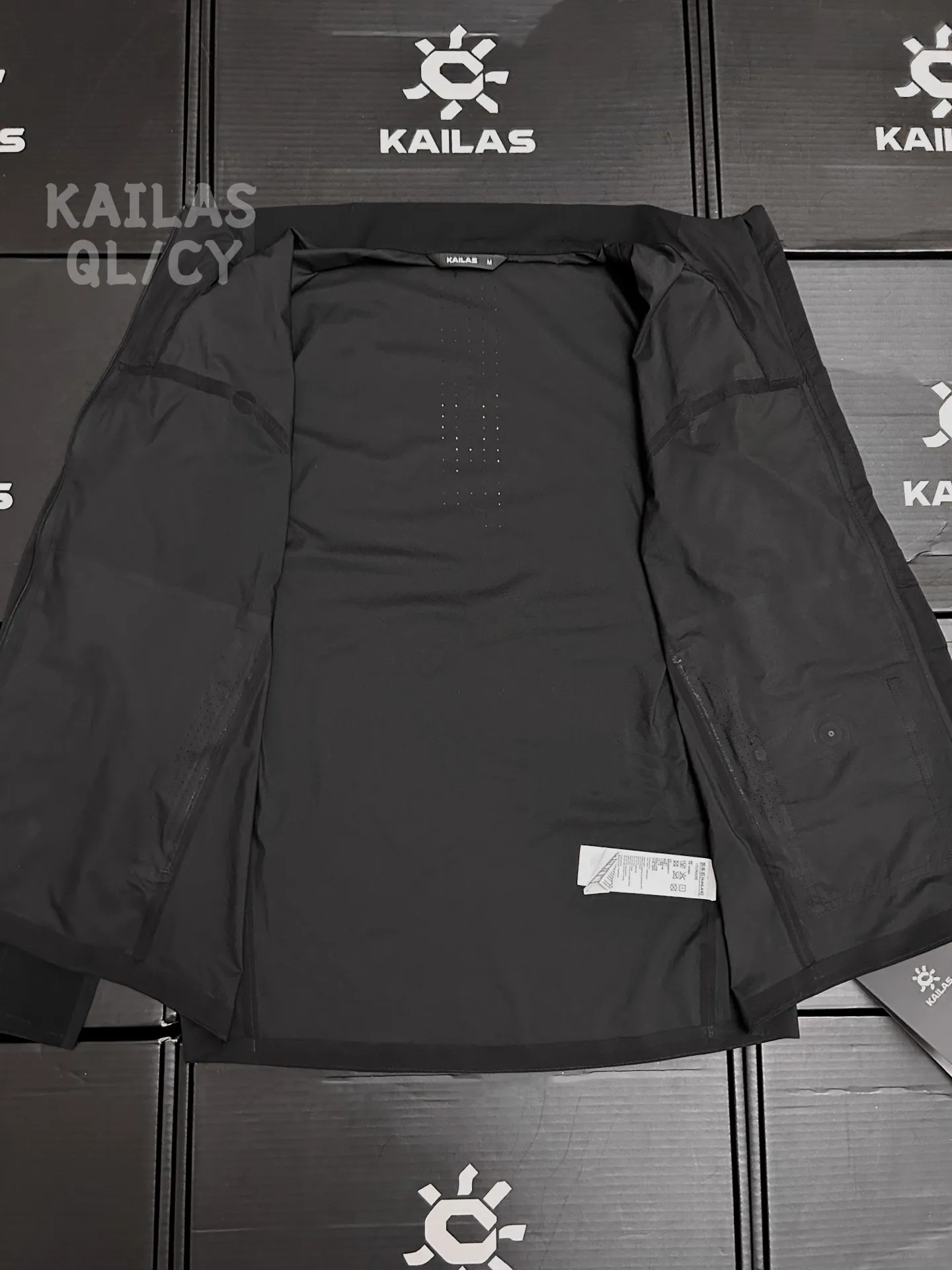 Kailas Lightweight Performance Windshell Jacket D34011113 — view 9