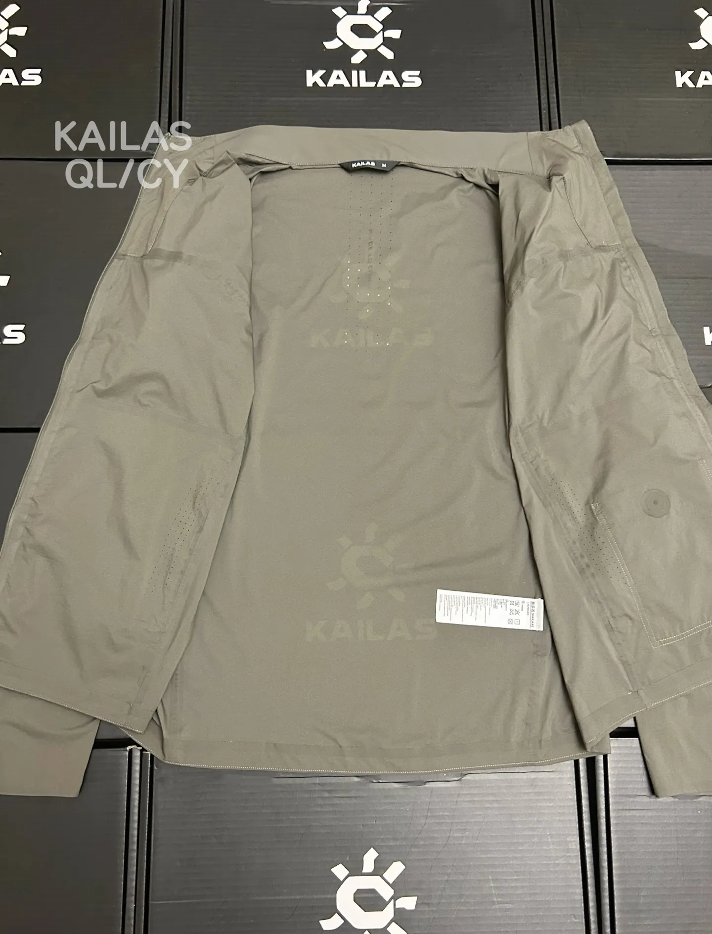 Kailas Lightweight Performance Windshell Jacket D34011114 — view 9