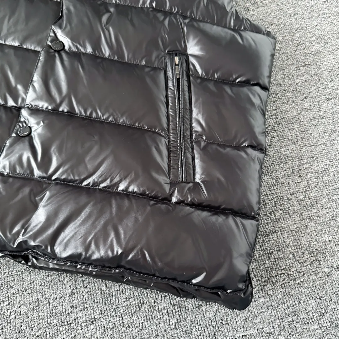 Glossy Down-Filled Puffer Gilet D34023427 — view 5
