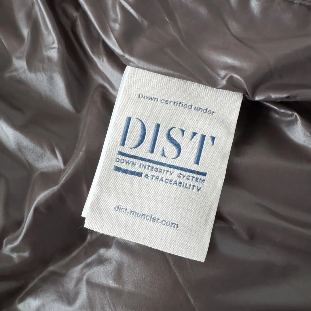 Glossy Down-Filled Puffer Gilet D34023427 — view 8