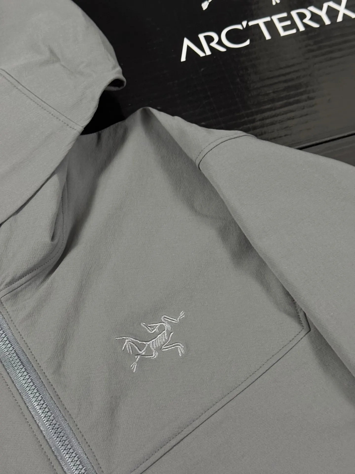 Arc'teryx Gamma Hoody Softshell Jacket D34519316 — view 2