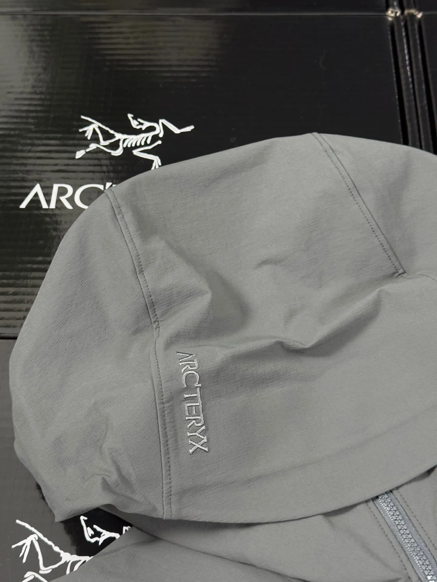 Arc'teryx Gamma Hoody Softshell Jacket D34519316 — view 3