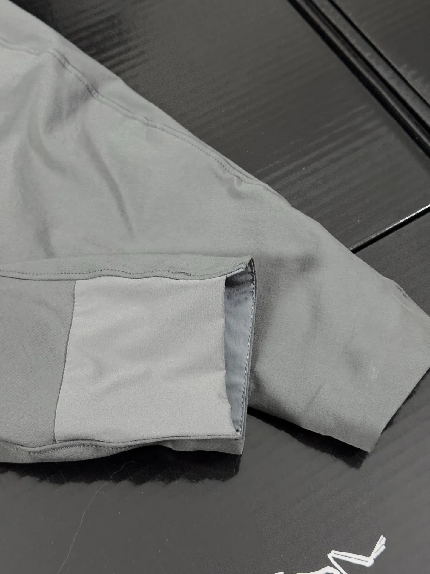 Arc'teryx Gamma Hoody Softshell Jacket D34519316 — view 5