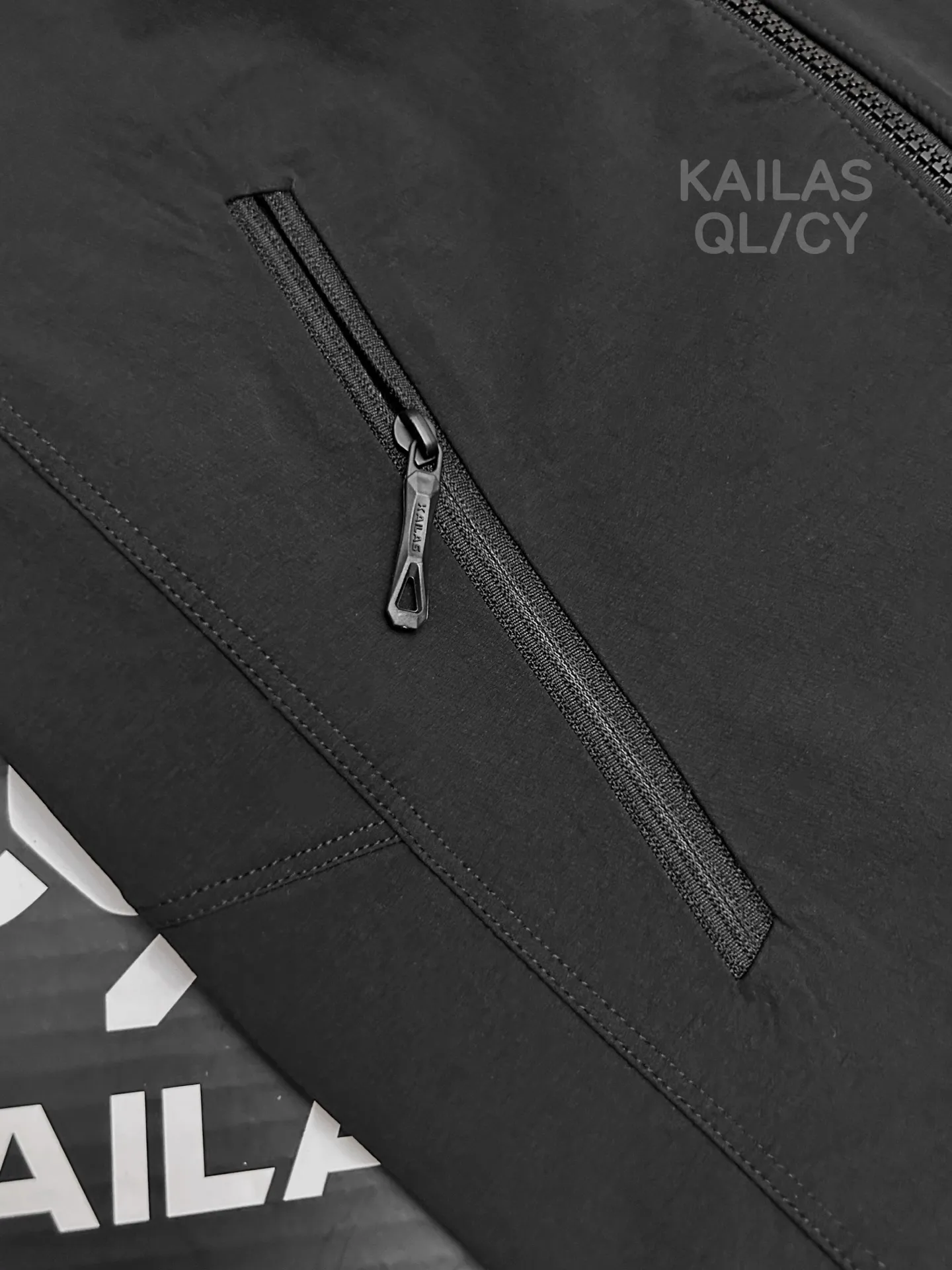 M8 Stand-Collar Performance Softshell Jacket D35011106 — view 2