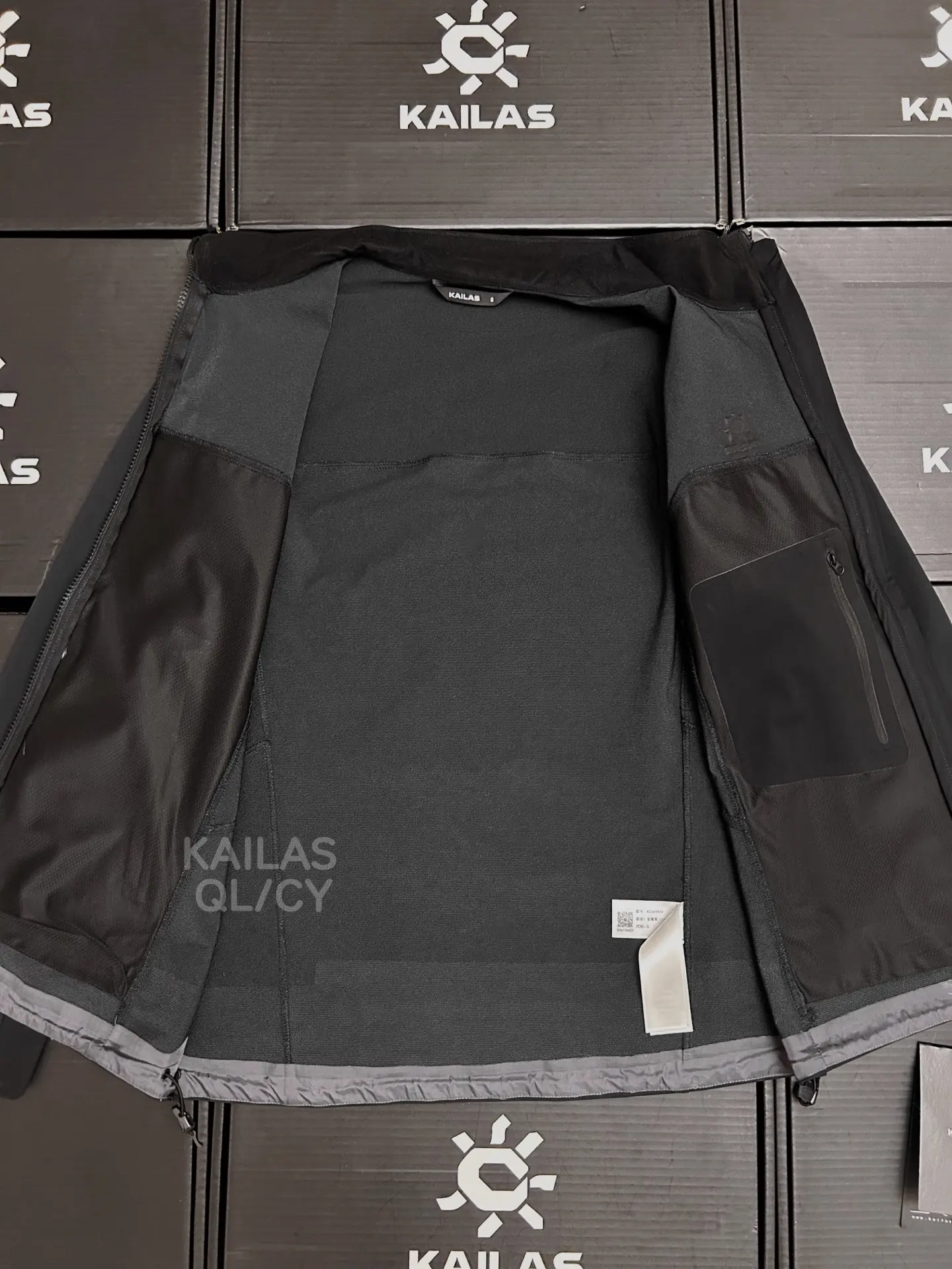 M8 Stand-Collar Performance Softshell Jacket D35011106 — view 9