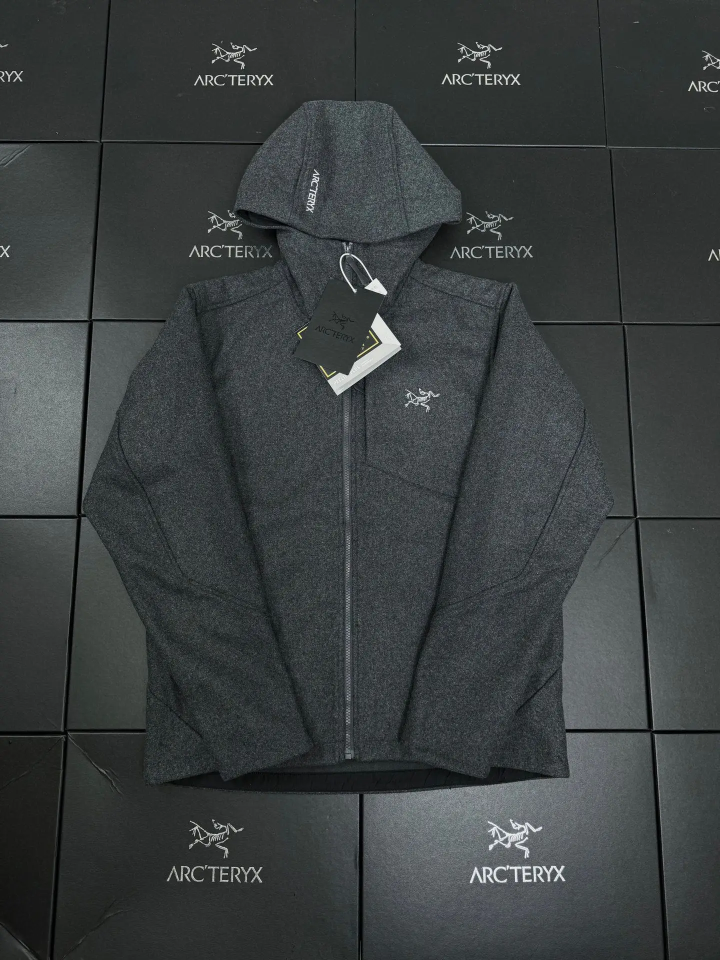 Sawyer Wool Hooded Softshell Jacket D35019343