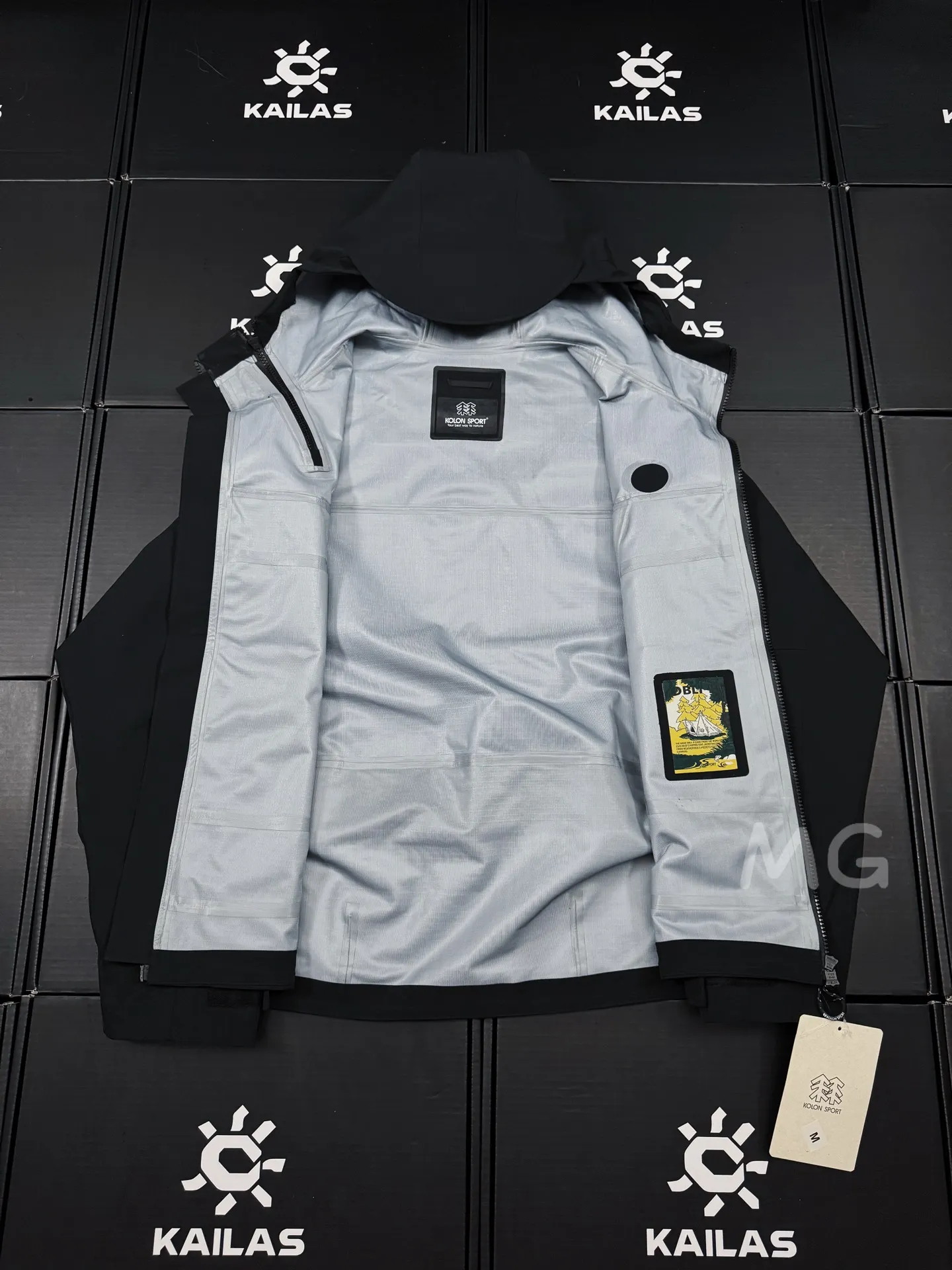KOLON SPORT GORE-TEX Hooded Shell Jacket D36019289 — view 8