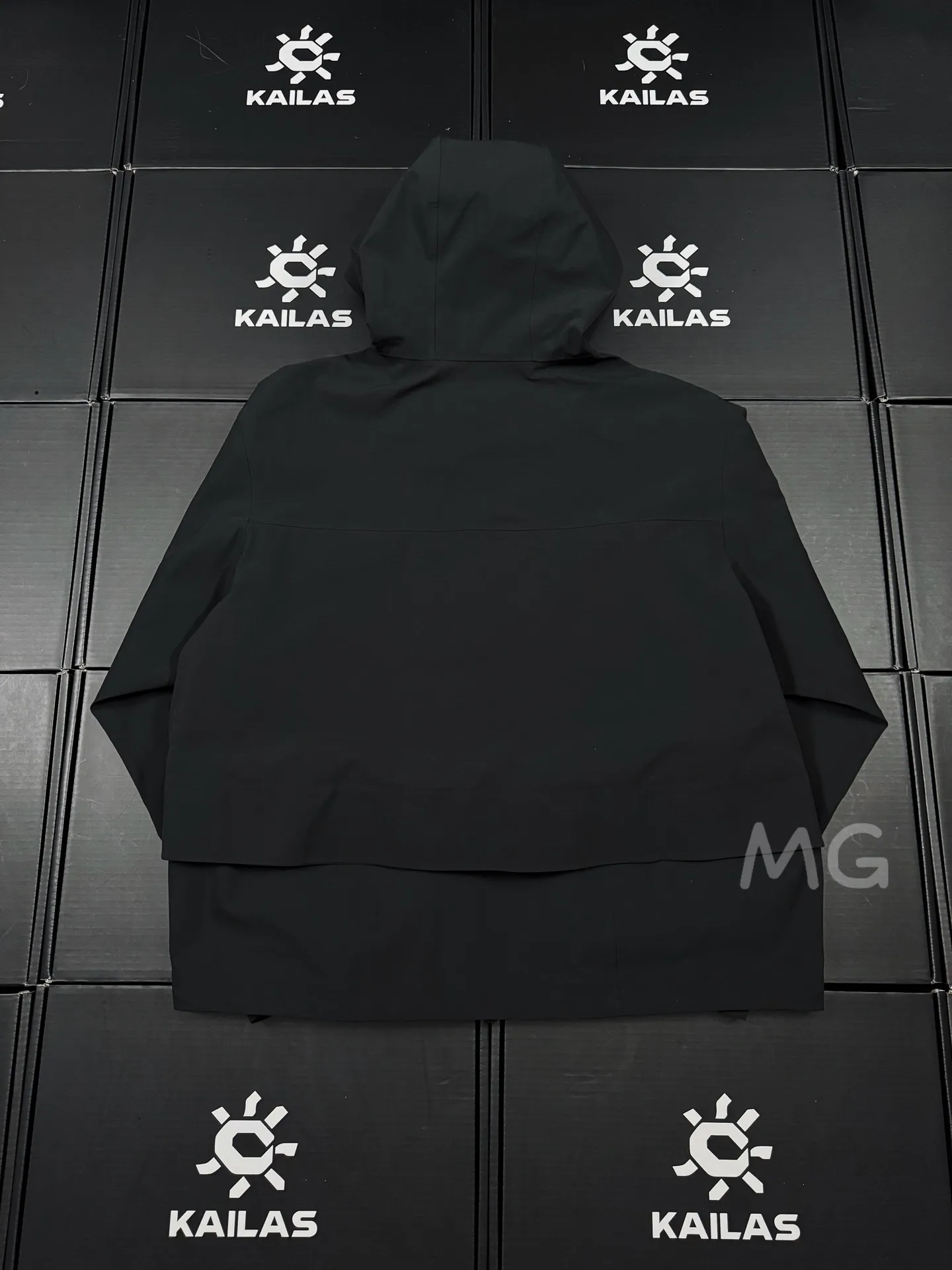 KOLON SPORT GORE-TEX Hooded Shell Jacket D36019289 — view 9