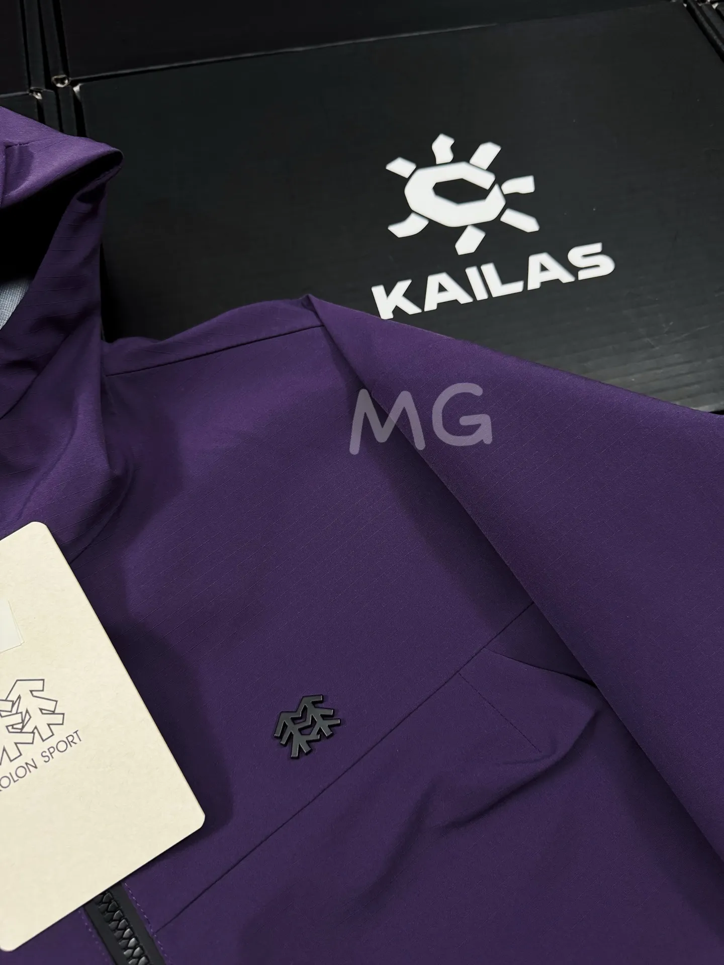 KOLON SPORT GORE-TEX Hooded Shell Jacket D36019288 — view 2