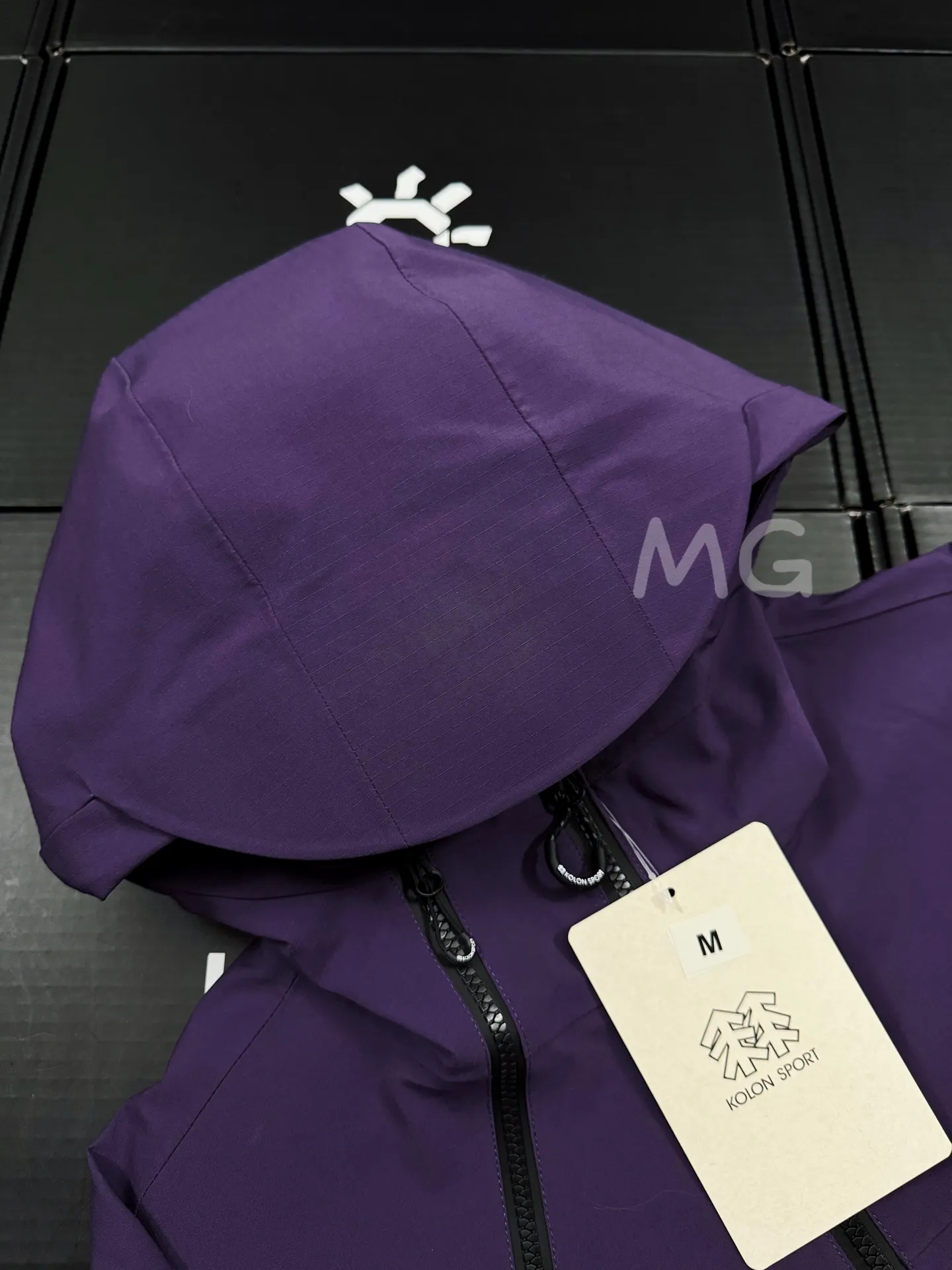 KOLON SPORT GORE-TEX Hooded Shell Jacket D36019288 — view 3