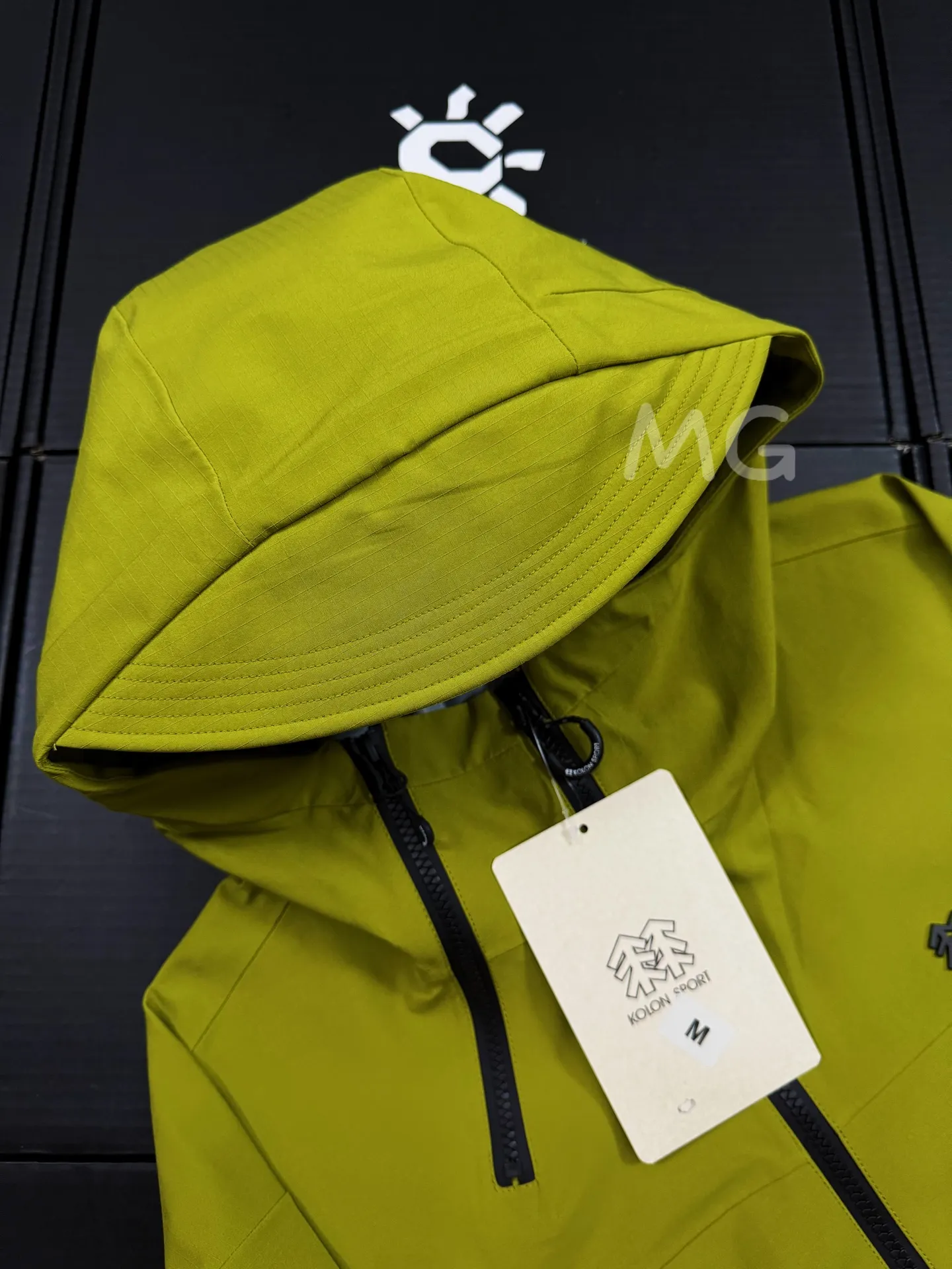 KOLON SPORT GORE-TEX Hooded Shell Jacket D36019351 — view 5