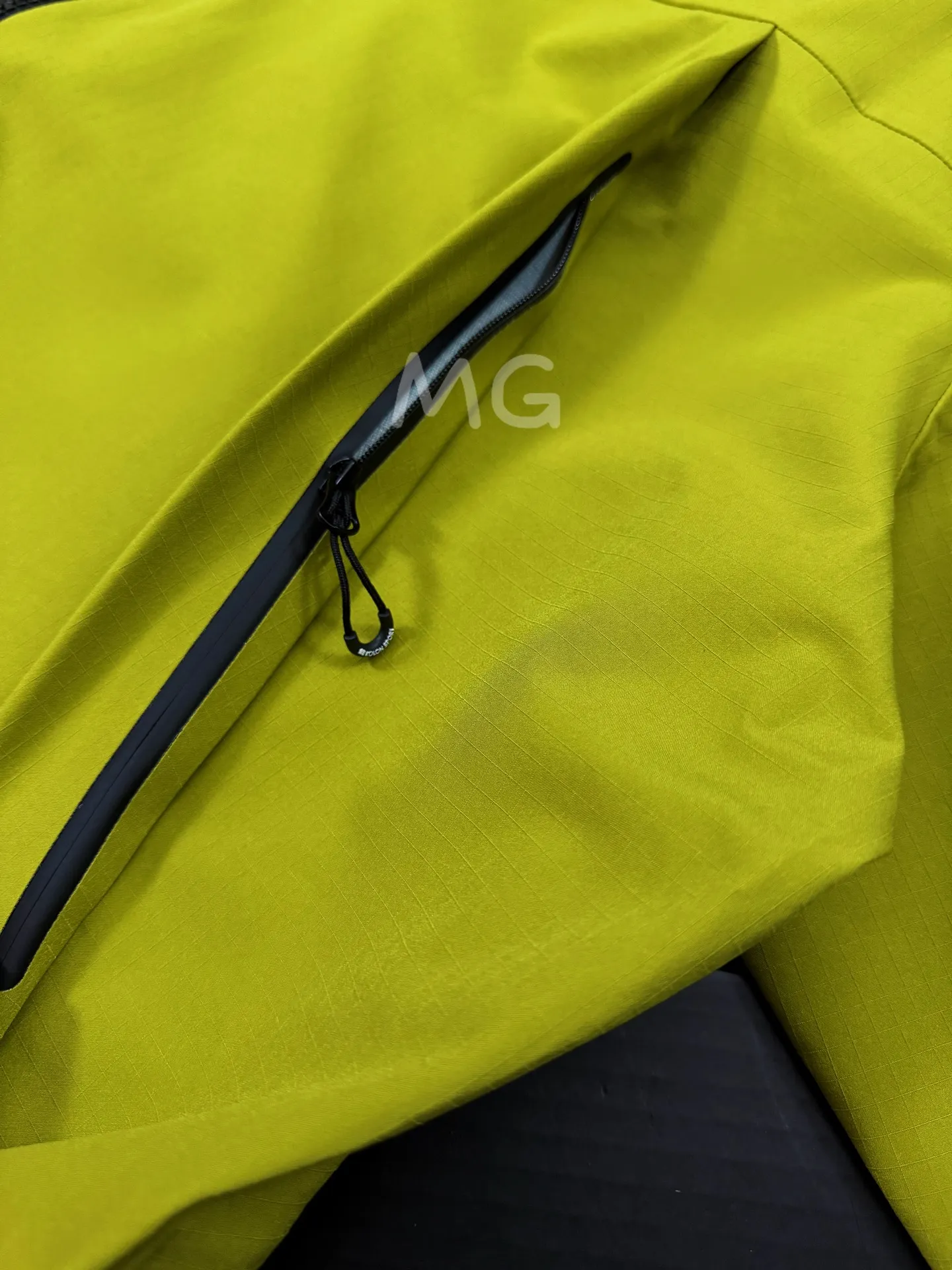 KOLON SPORT GORE-TEX Hooded Shell Jacket D36019351 — view 7