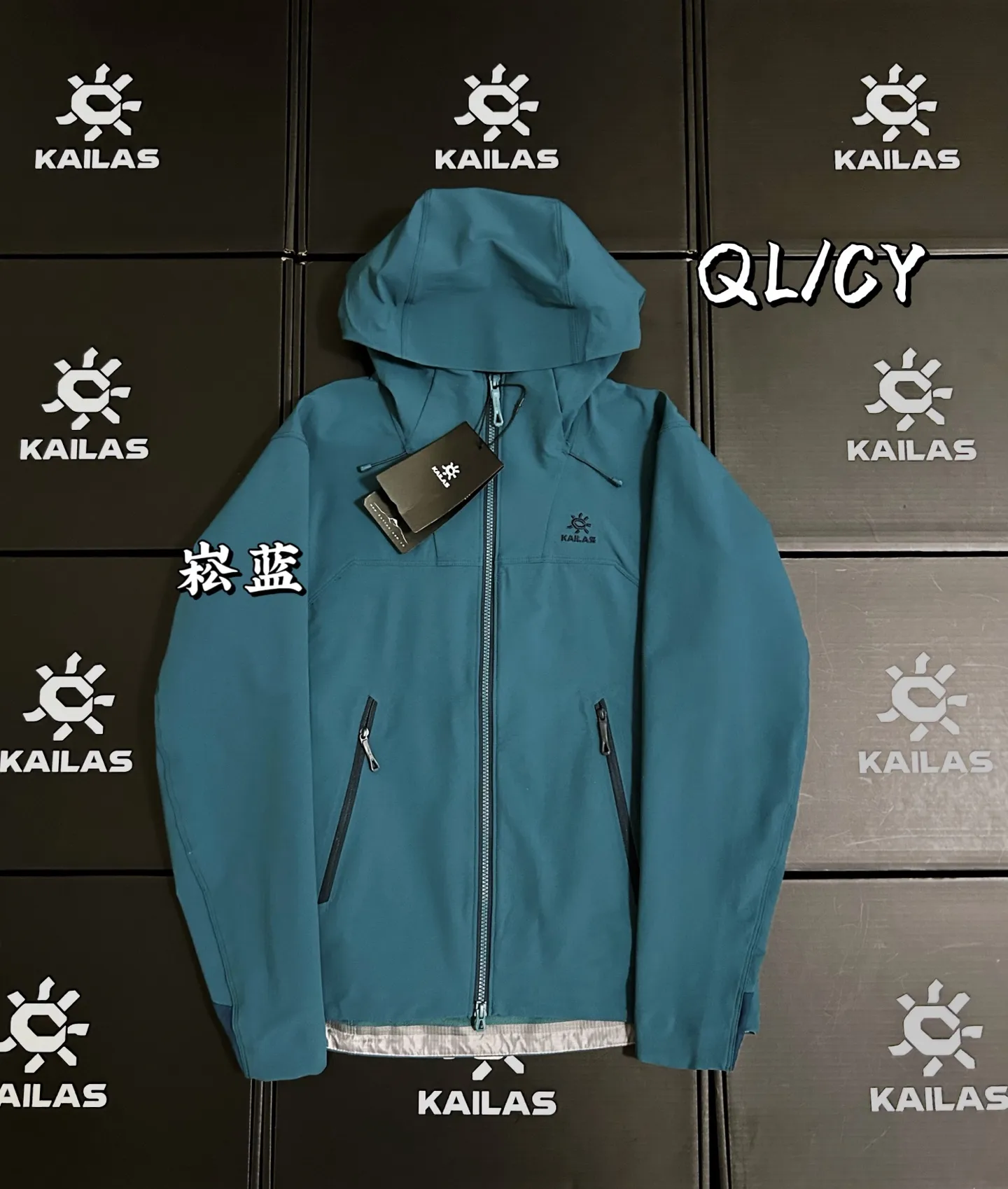 M8 Hooded Softshell Outdoor Jacket D36019563