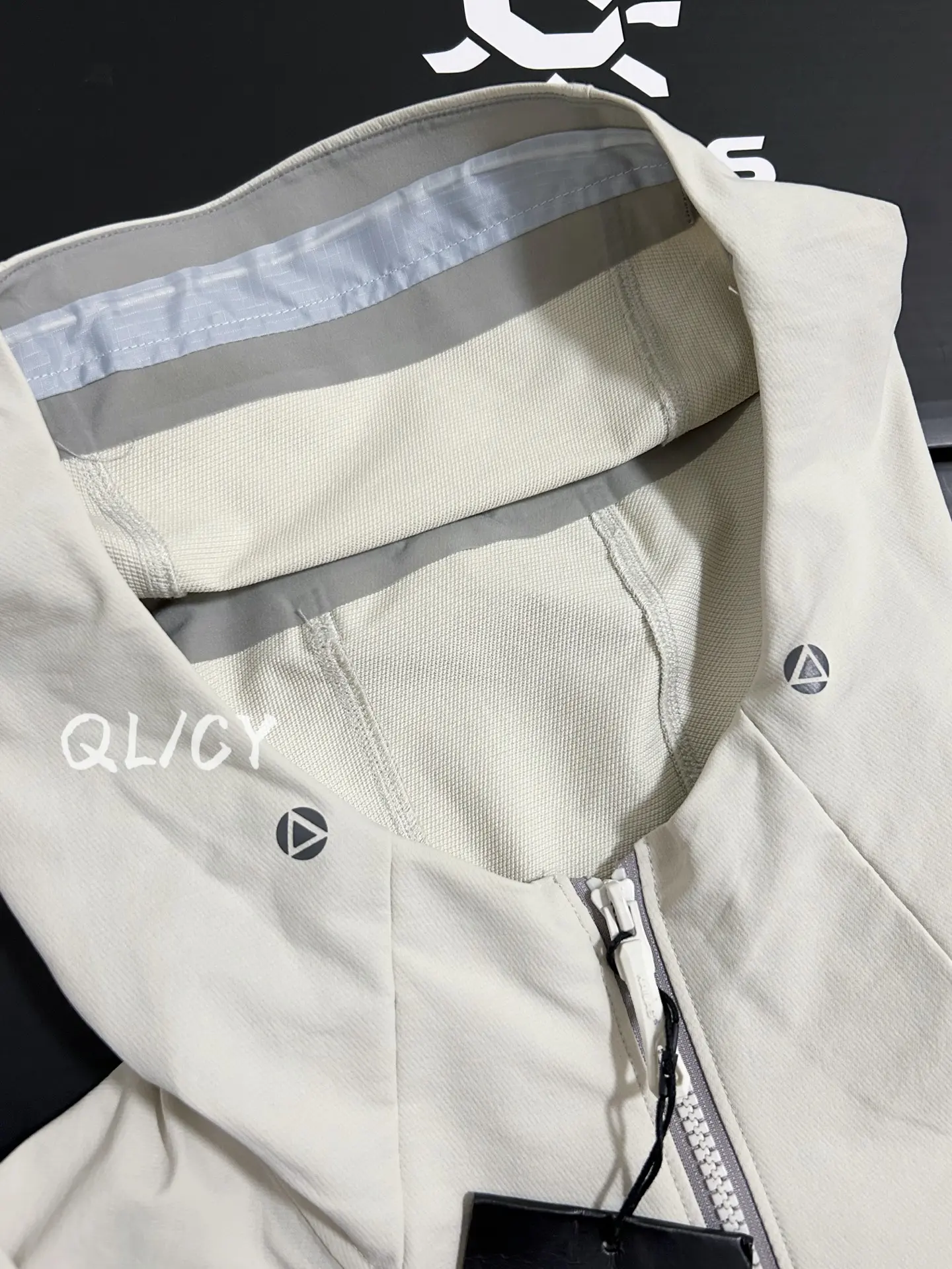 M8 Hooded Softshell Outdoor Jacket D36019561 — view 5
