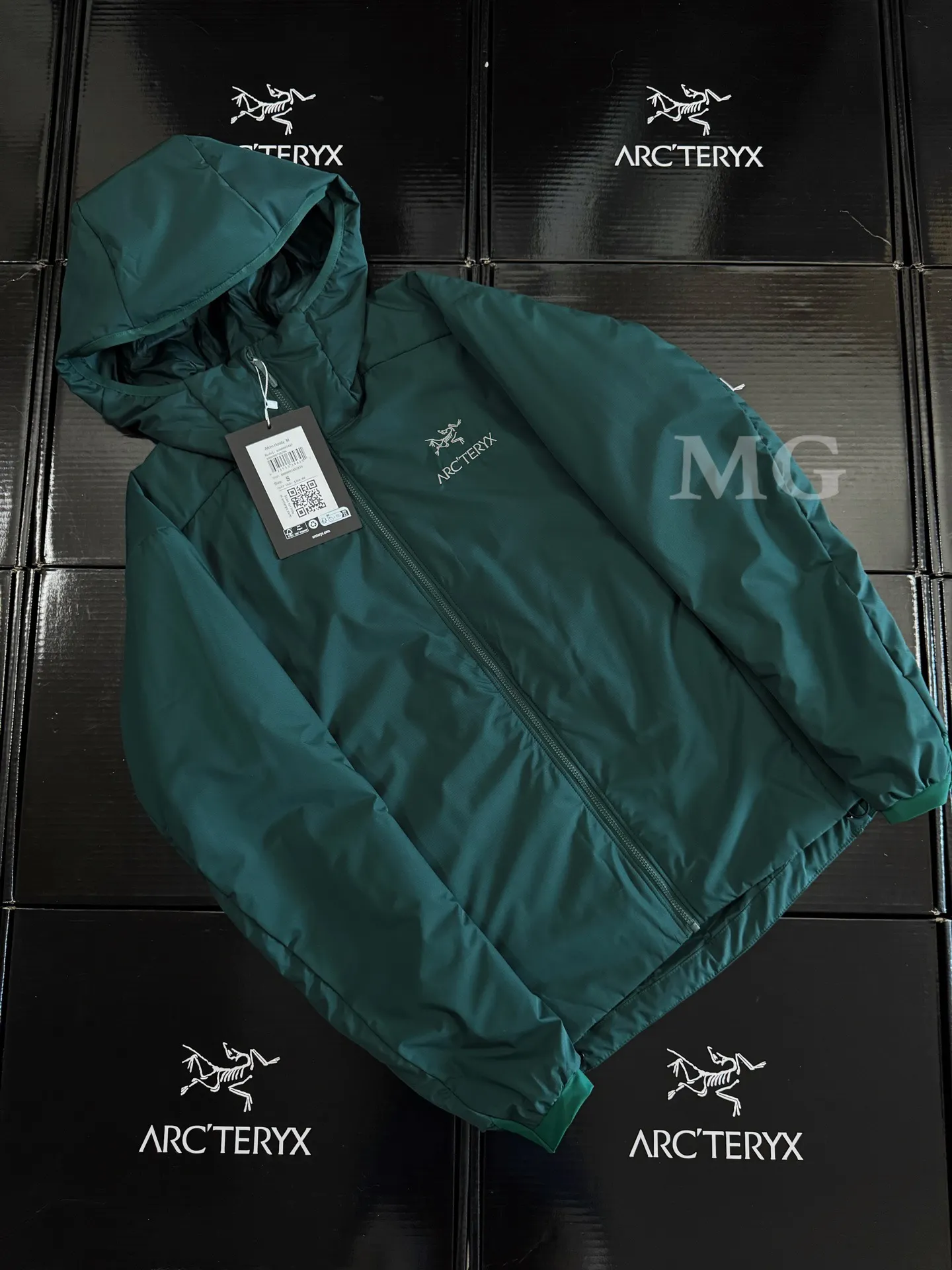 Atom SL Hoody Lightweight Insulated Jacket D36019640 — view 2