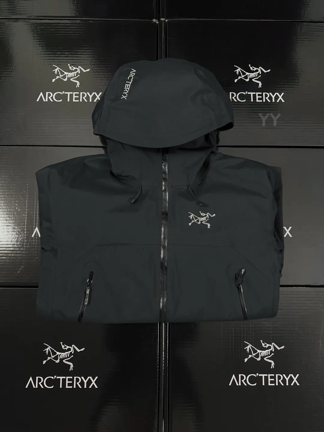 Beta SL GORE-TEX Hooded Shell Jacket D36019370 — view 8