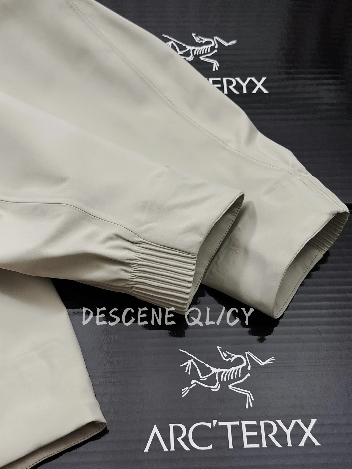 Dualis Commuter Woven Zip-Up Jacket D36019552 — view 5