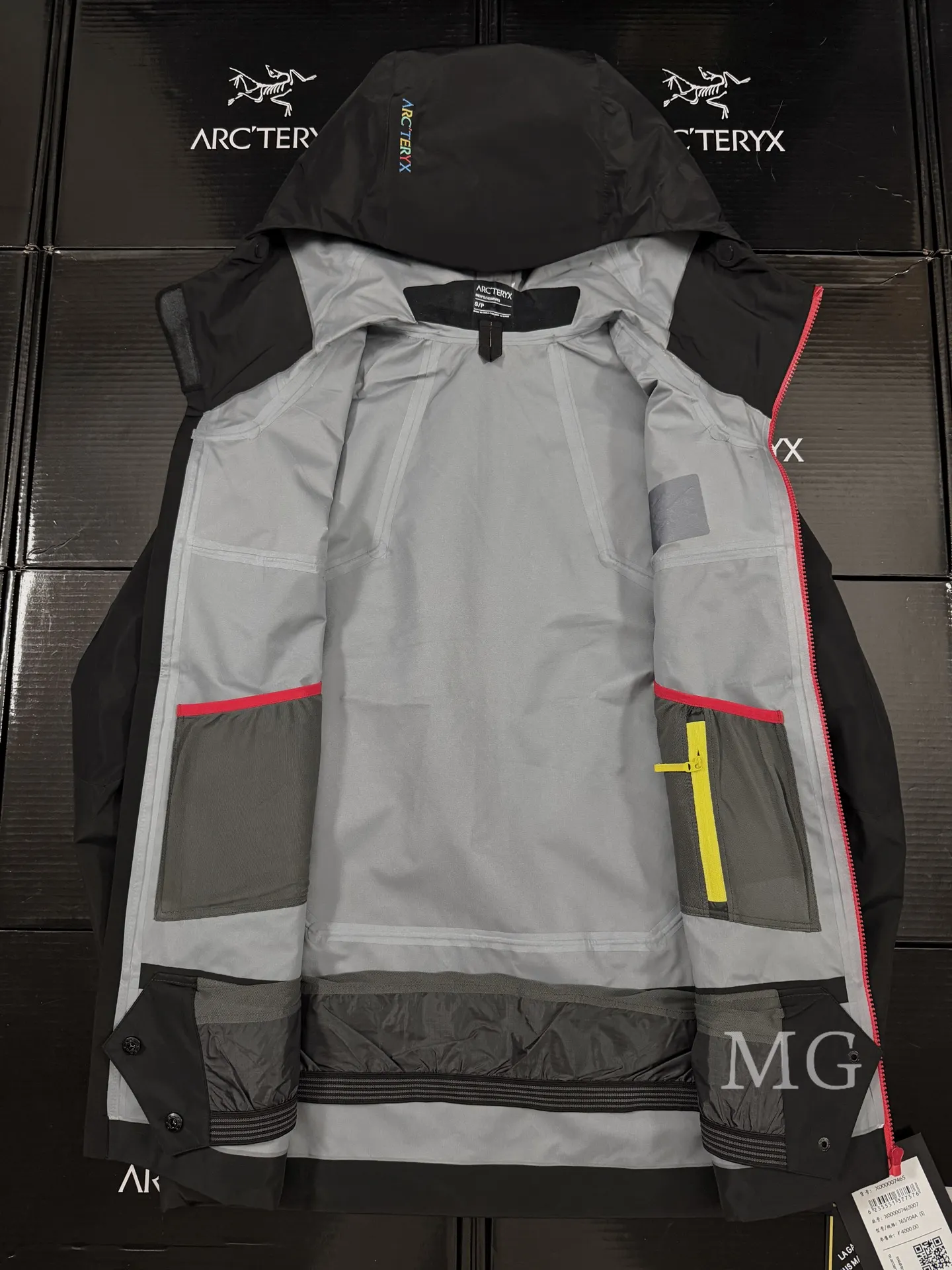 Rush GORE-TEX Hooded Ski Jacket D37019488 — view 6