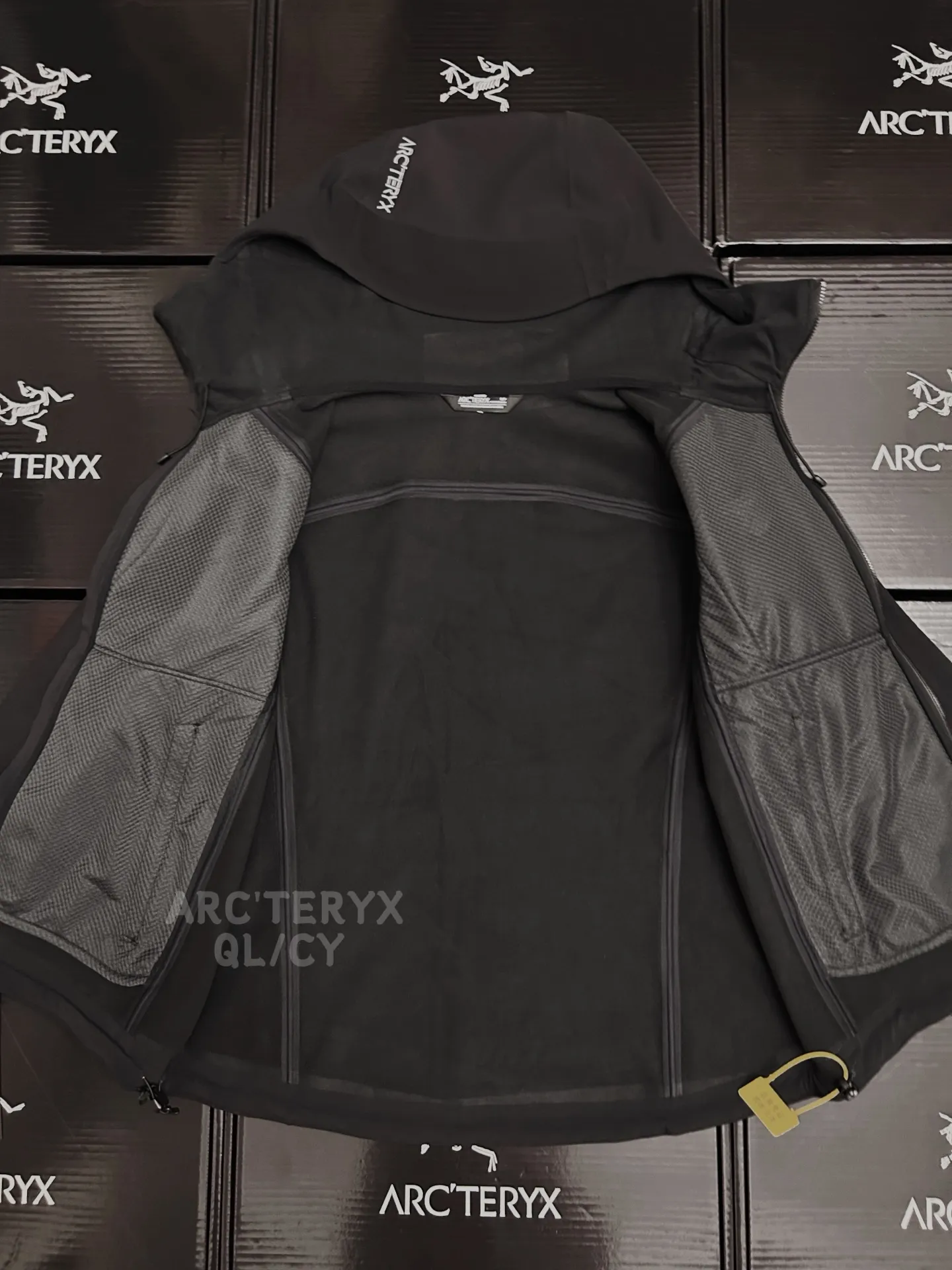 Gamma MX Hooded Softshell Jacket D37019517 — view 8