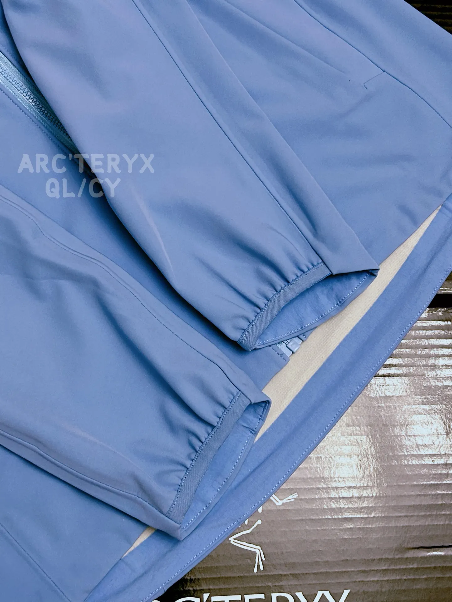 Gamma MX Hooded Softshell Jacket D37019516 — view 2