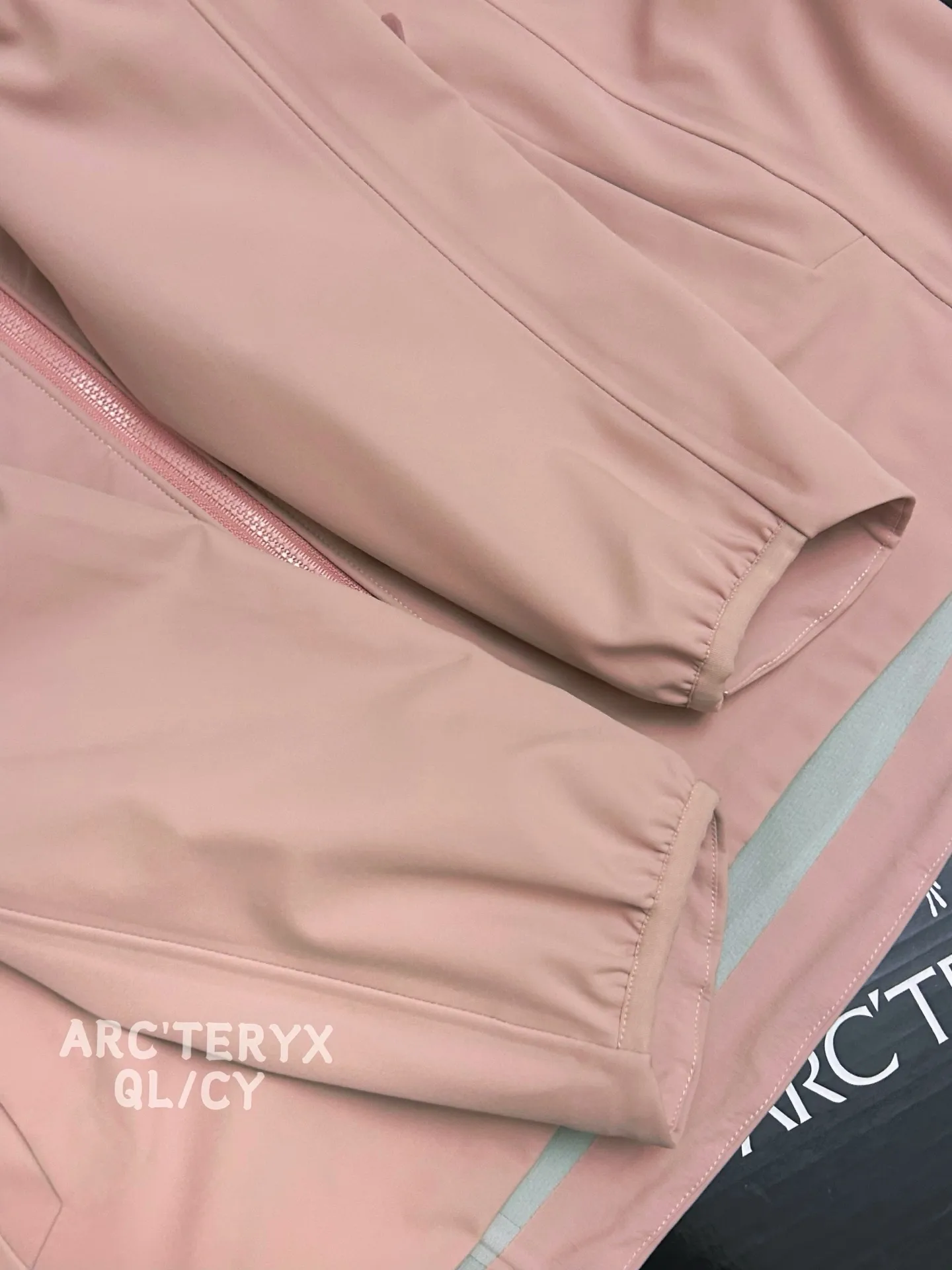 Gamma MX Hooded Softshell Jacket D37019514 — view 2
