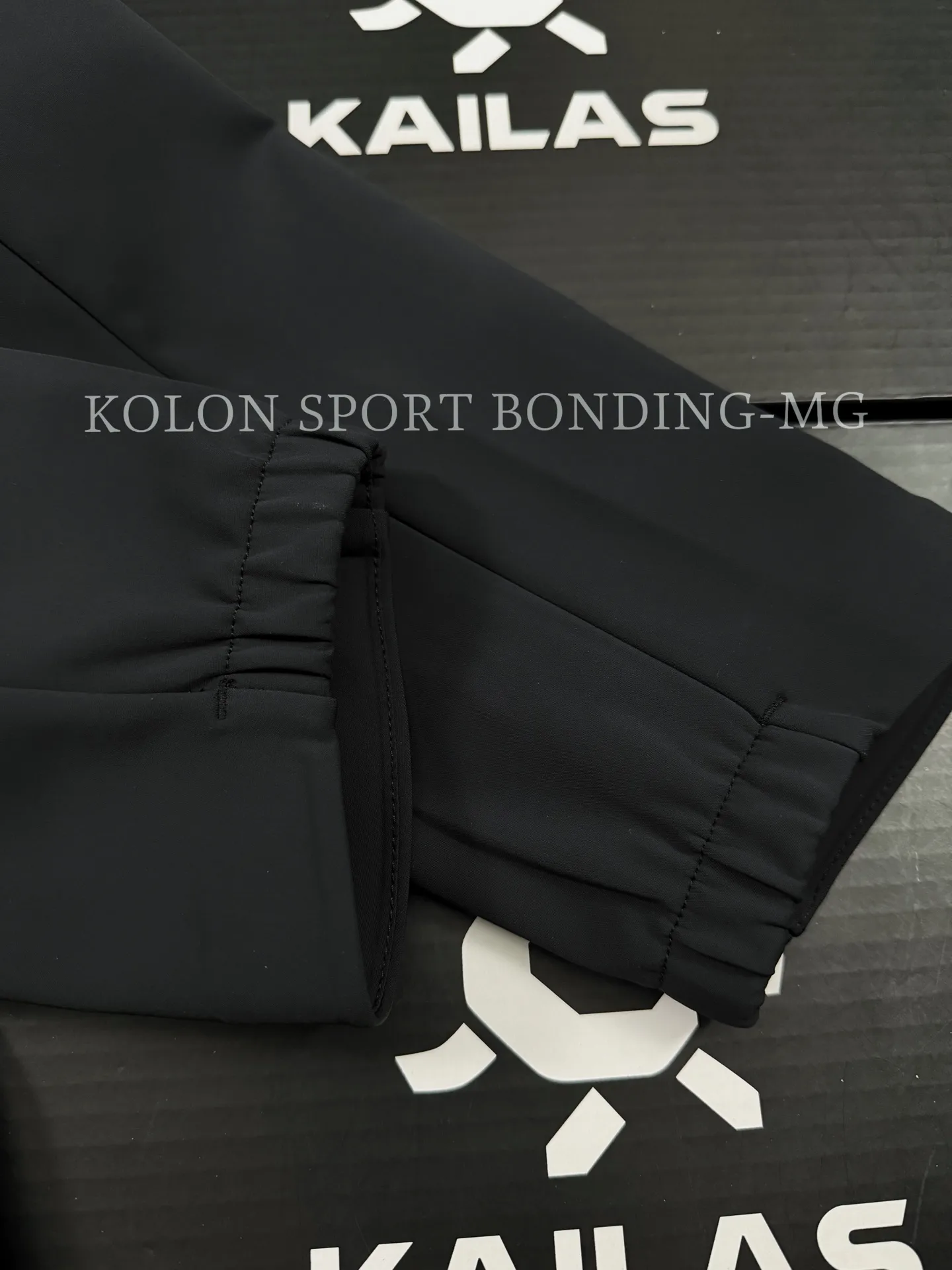 KOLON SPORT Hooded Softshell Outdoor Jacket D38019453 — view 6