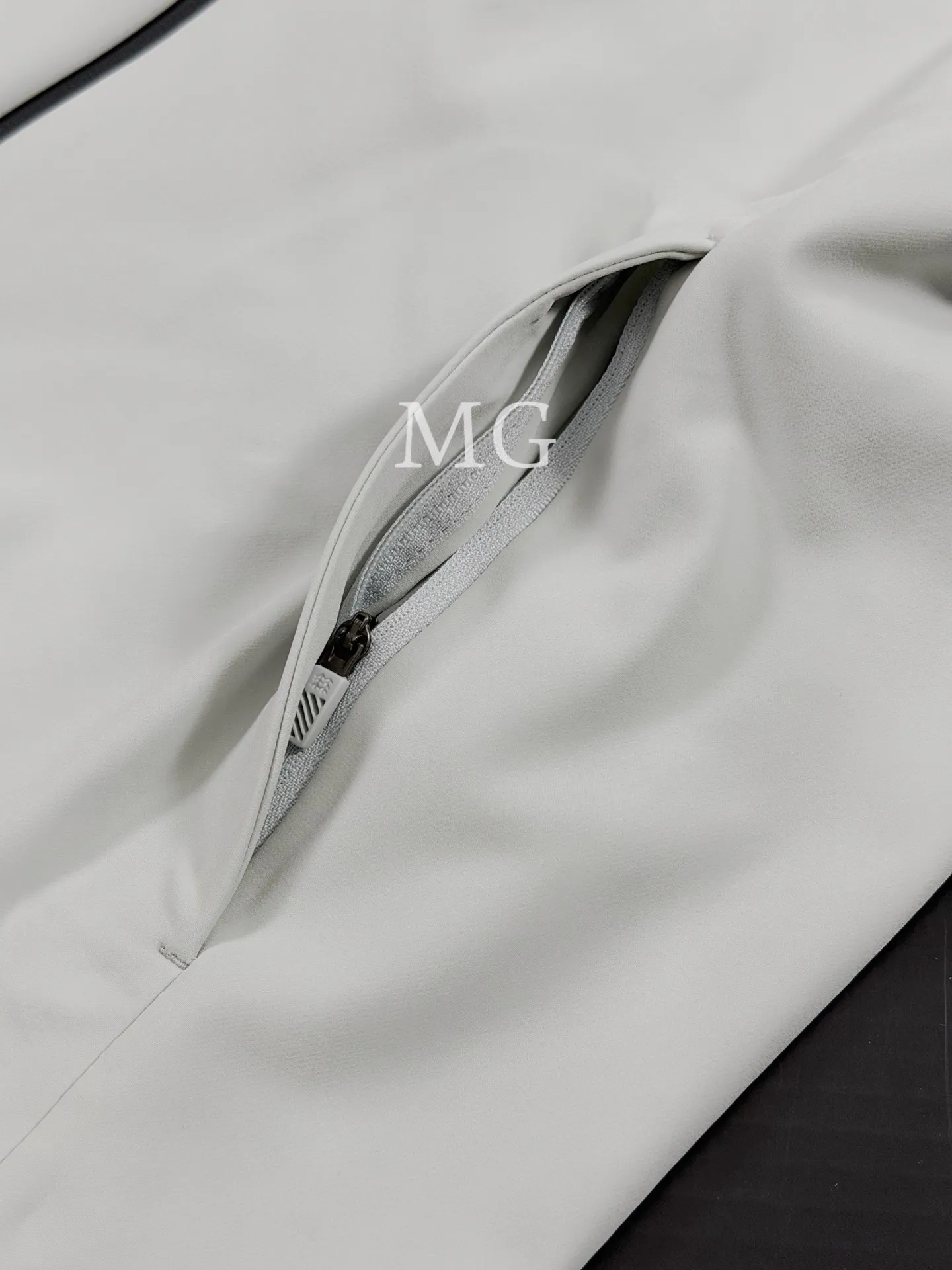 Graphene-Infused Softshell Hooded Jacket D38019445 — view 8
